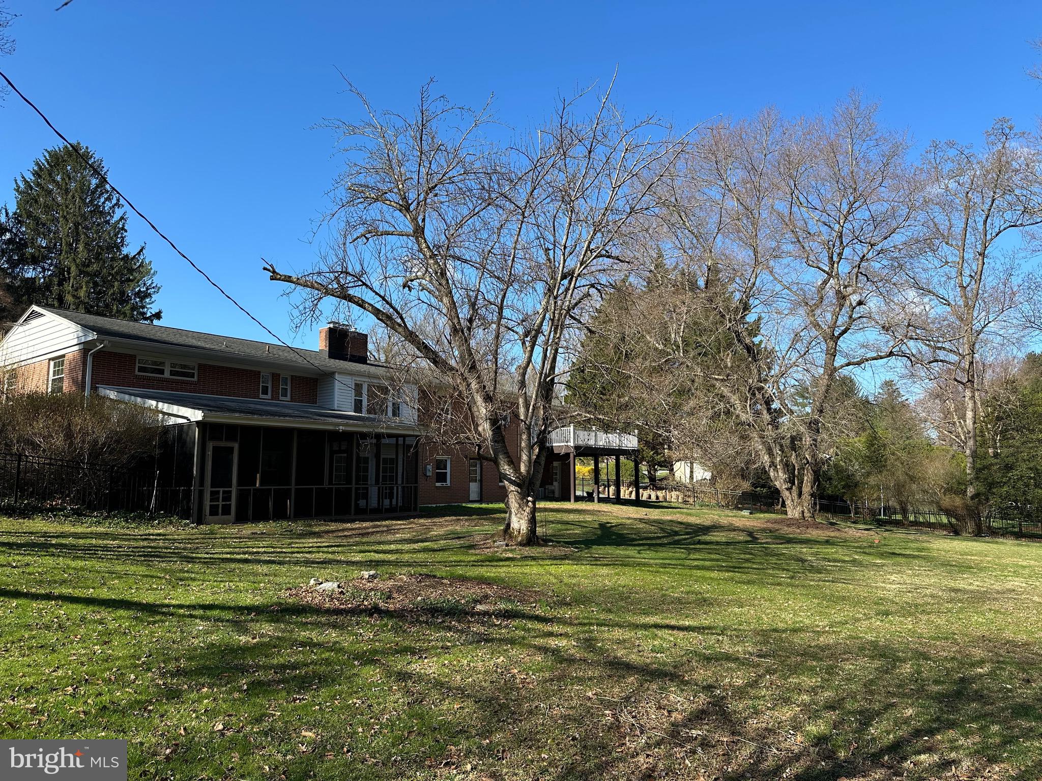 HAMPTON - Residential