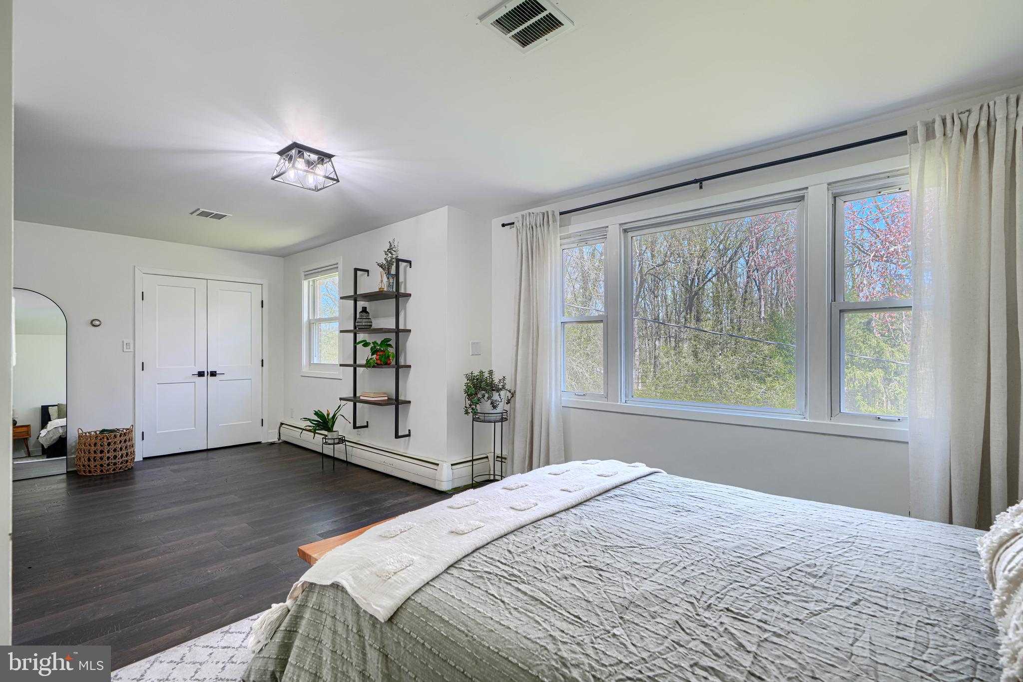 HAMPTON - Residential