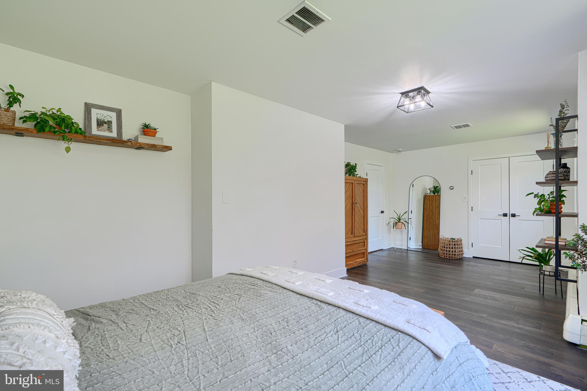 HAMPTON - Residential