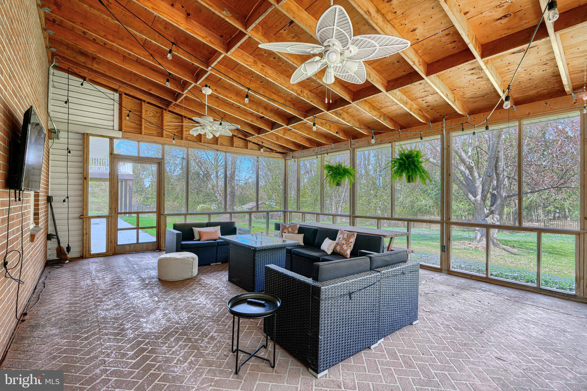 HAMPTON - Residential