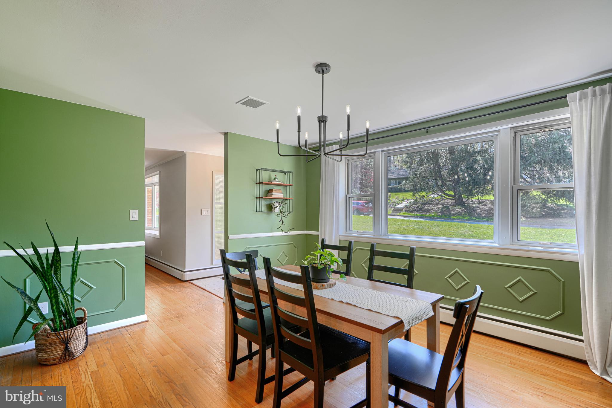 HAMPTON - Residential