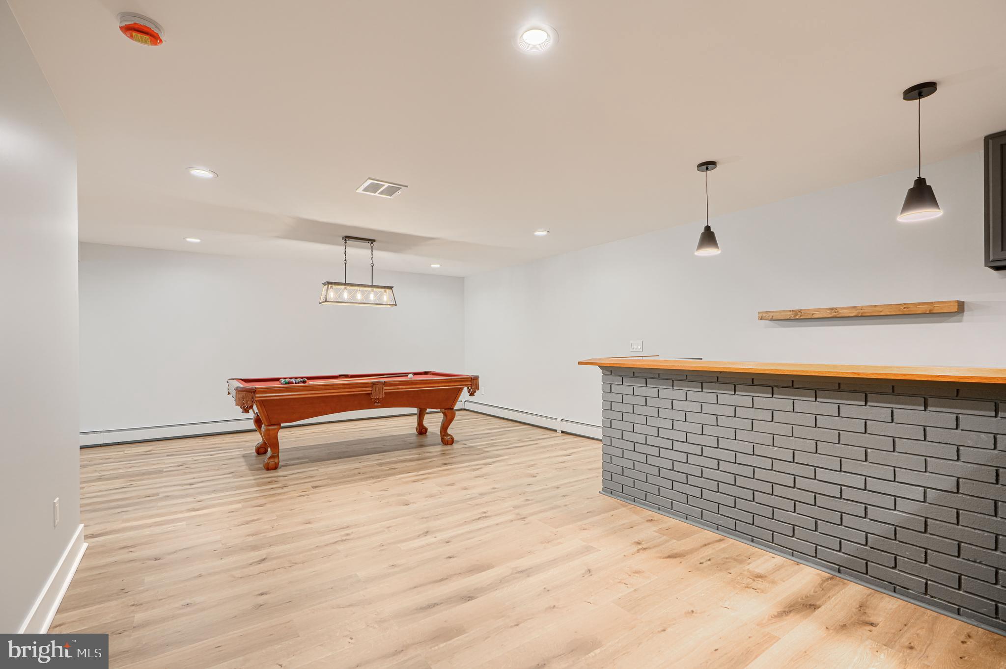 HAMPTON - Residential