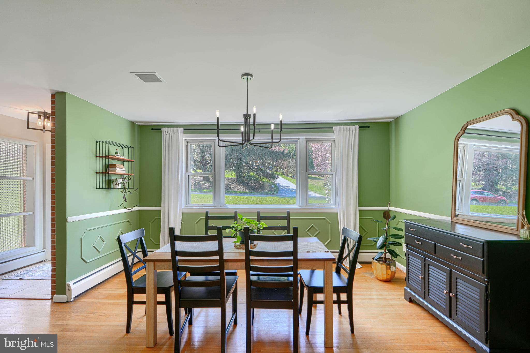 HAMPTON - Residential