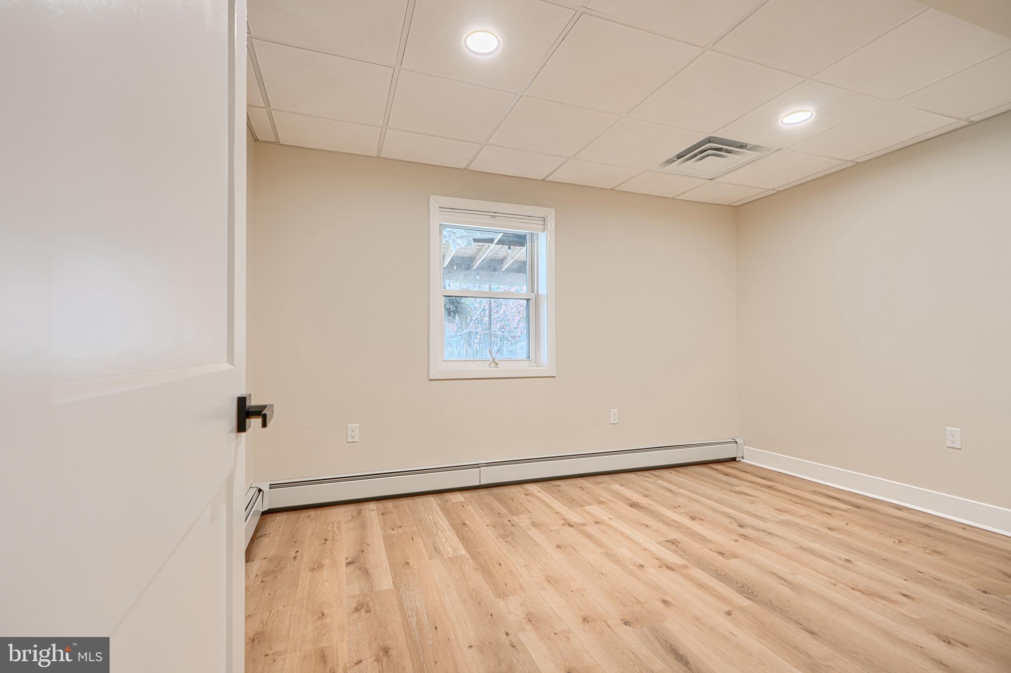 HAMPTON - Residential