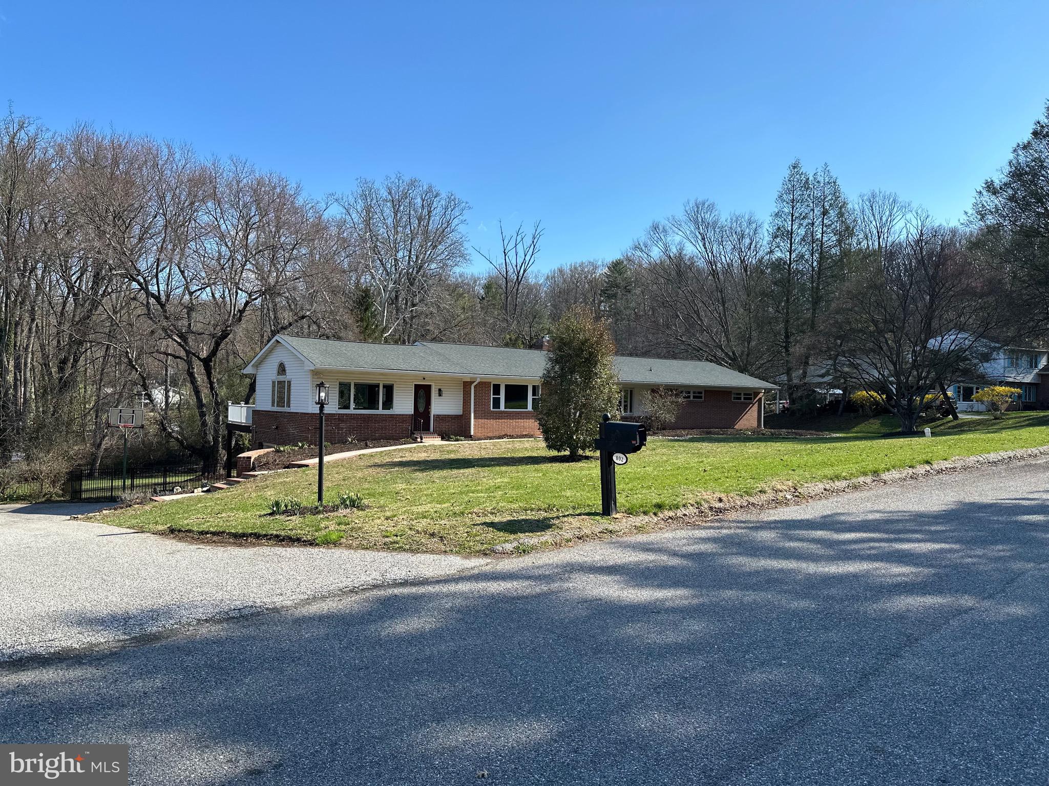 HAMPTON - Residential