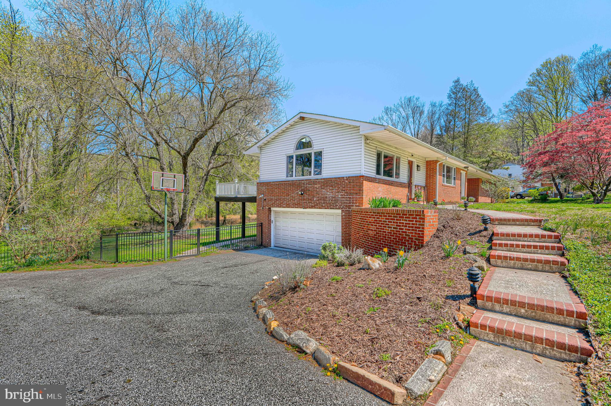 HAMPTON - Residential