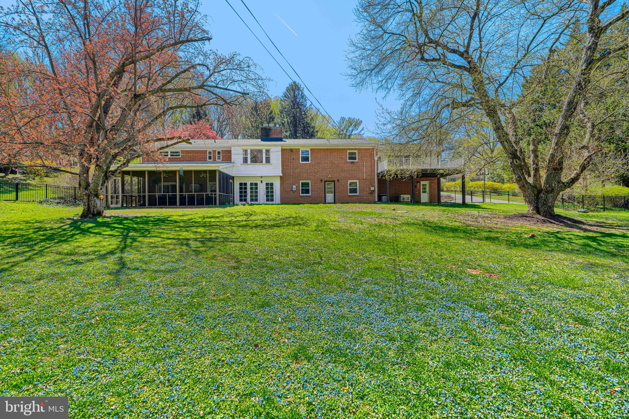 HAMPTON - Residential