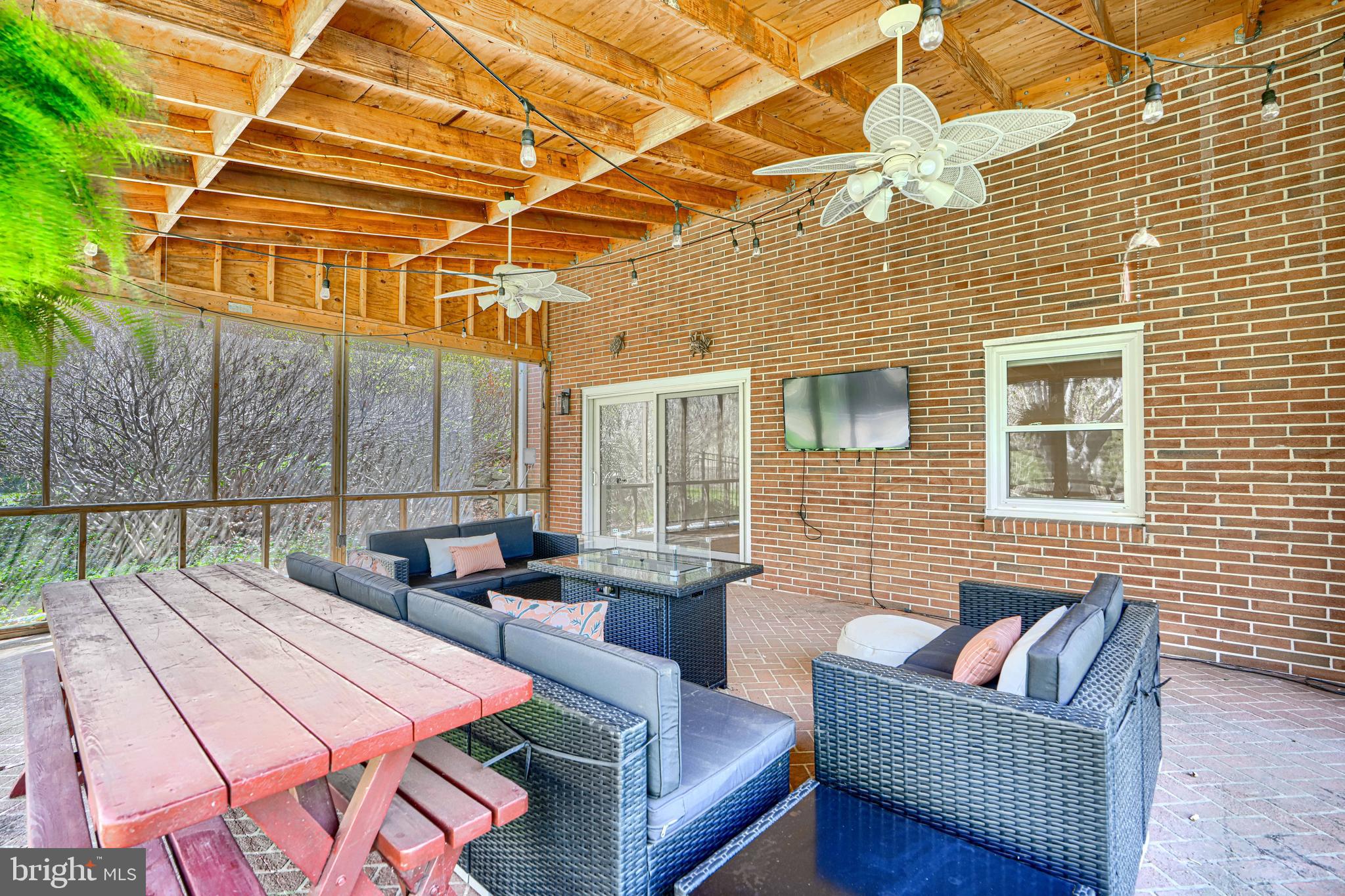 HAMPTON - Residential