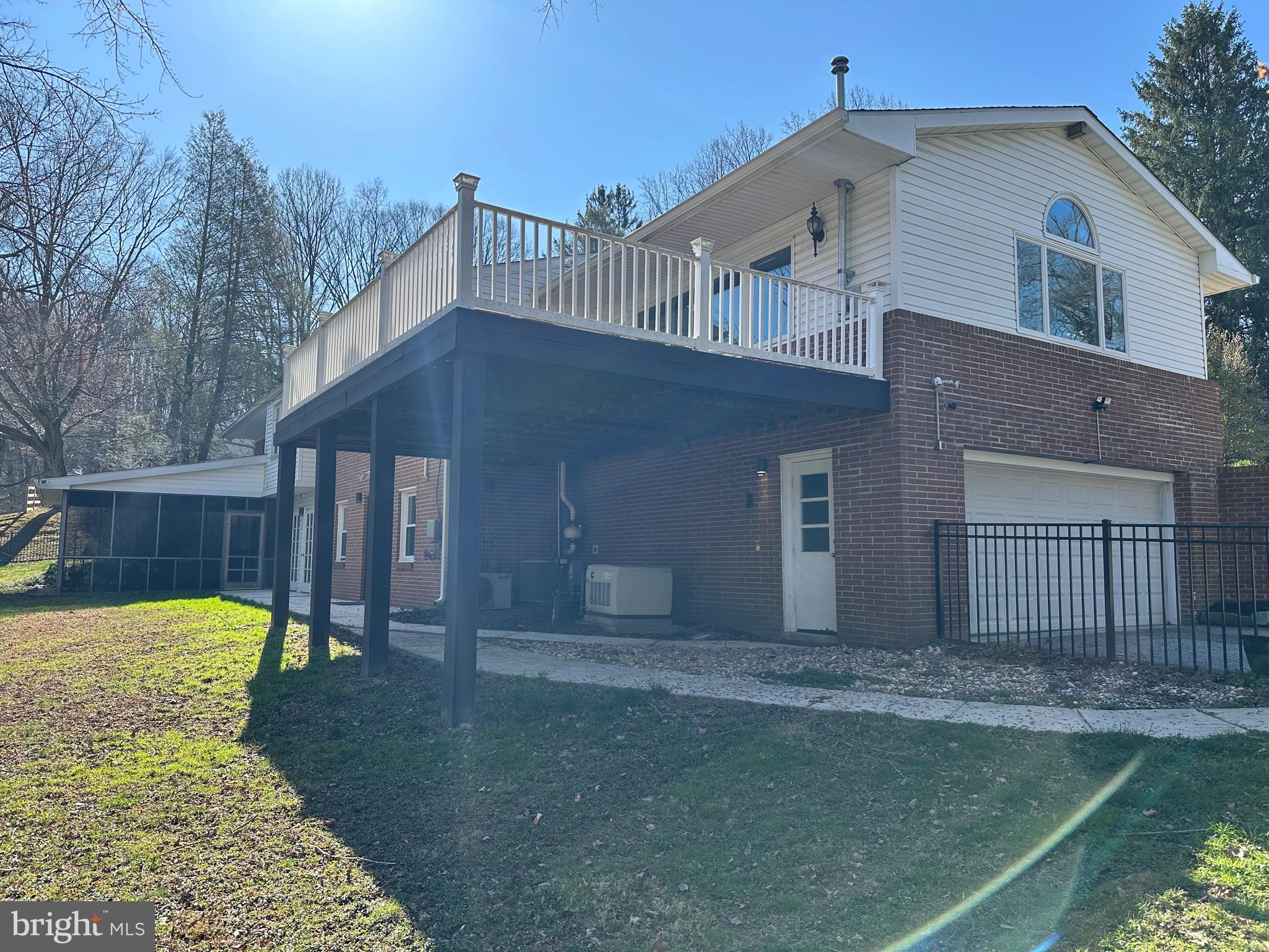 HAMPTON - Residential