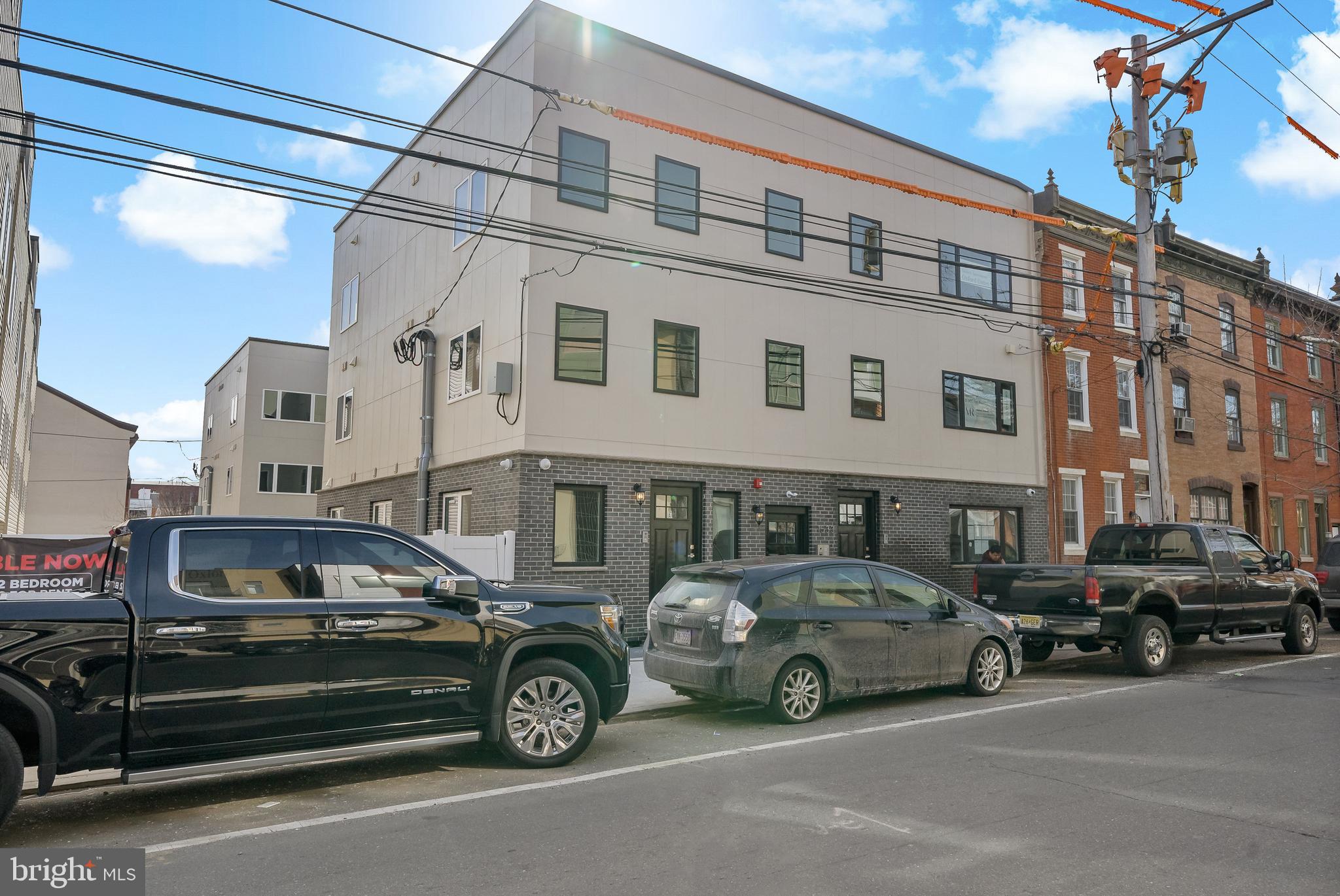 OLDE KENSINGTON - Residential Lease