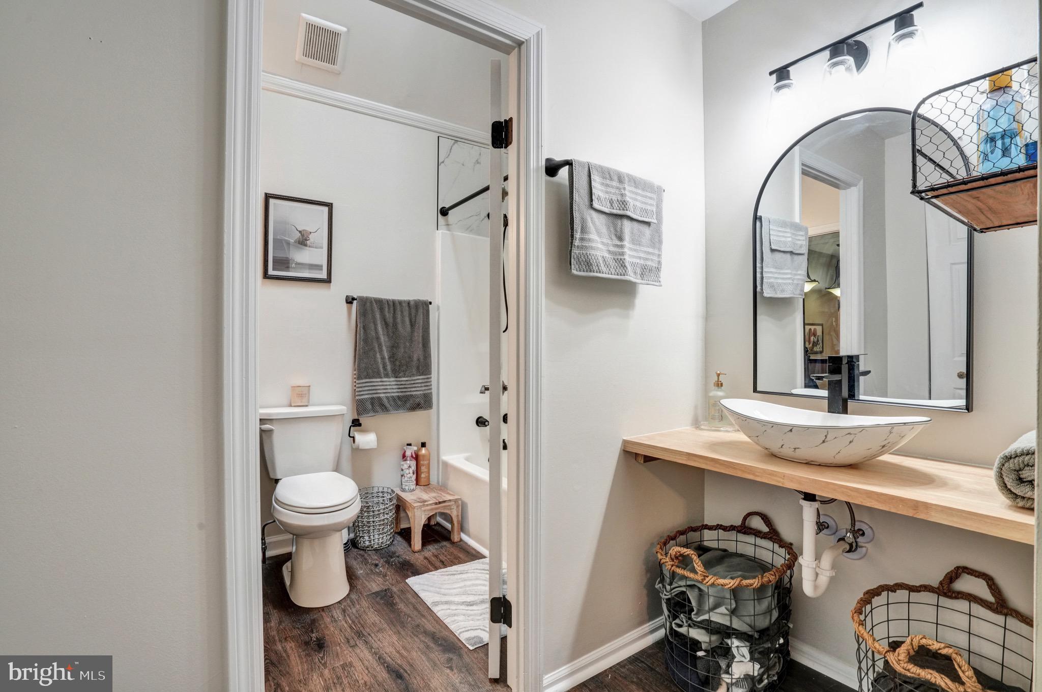 NORRINGTON KNOLL - Residential
