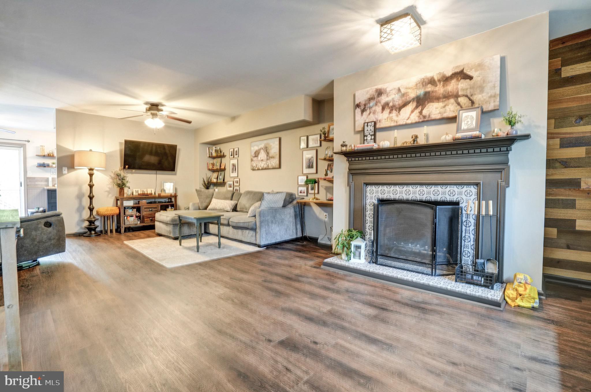 NORRINGTON KNOLL - Residential