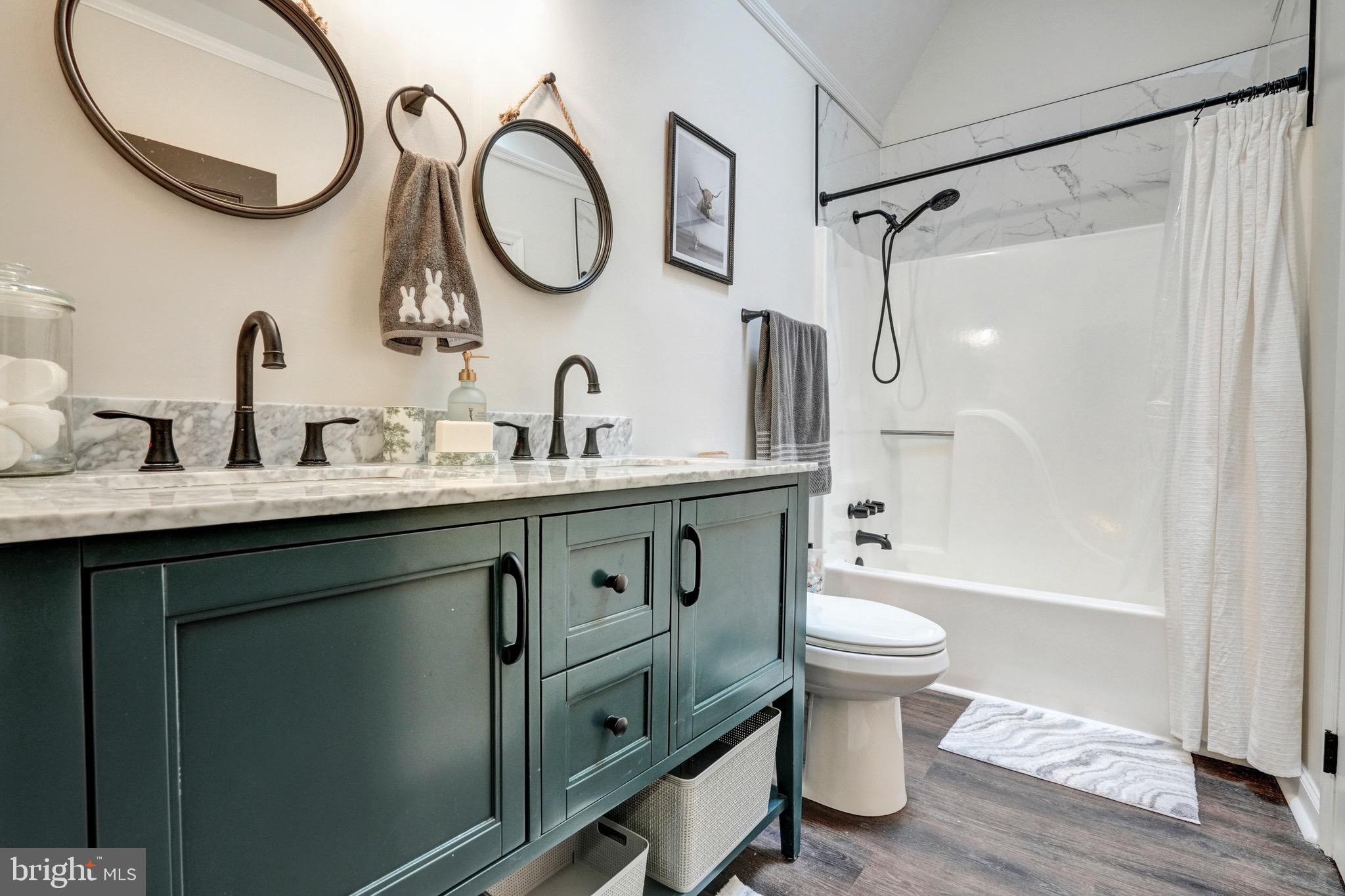 NORRINGTON KNOLL - Residential