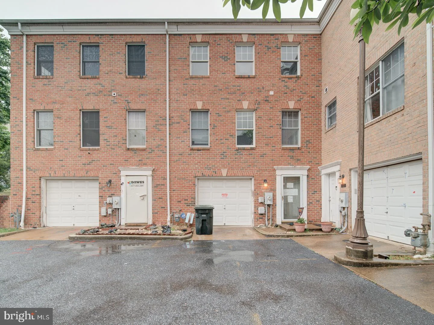 881-A Barnaby Street SE