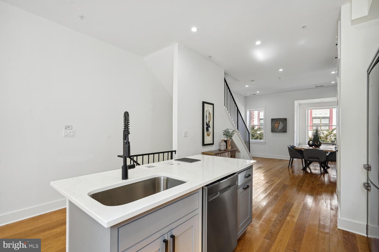 1468 NEWTON STREET NW 2