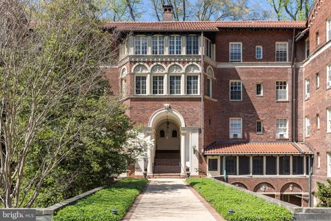 221 STONY RUN LANE J2 BALTIMORE MD 21210