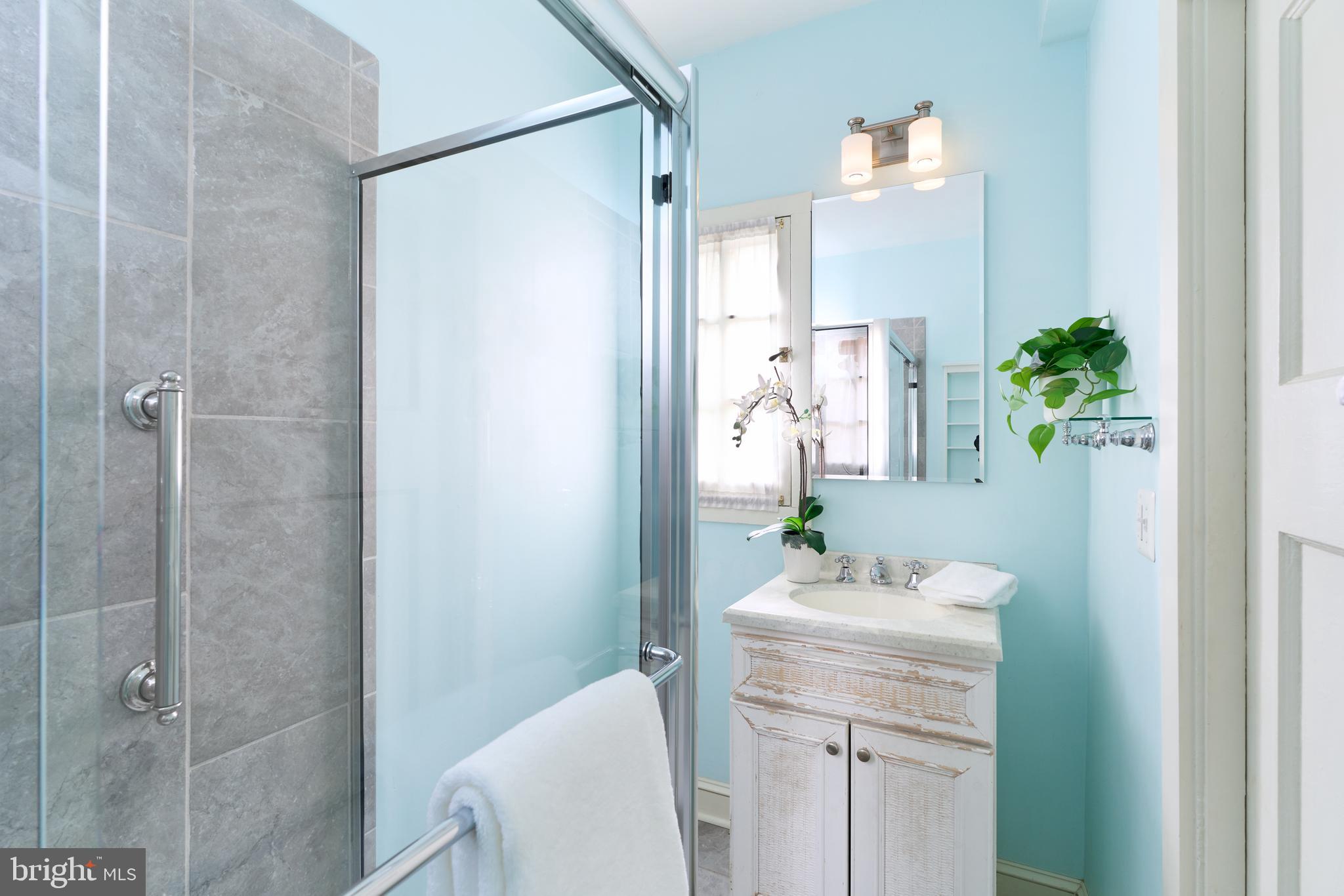 TUSCANY-CANTERBURY - Residential