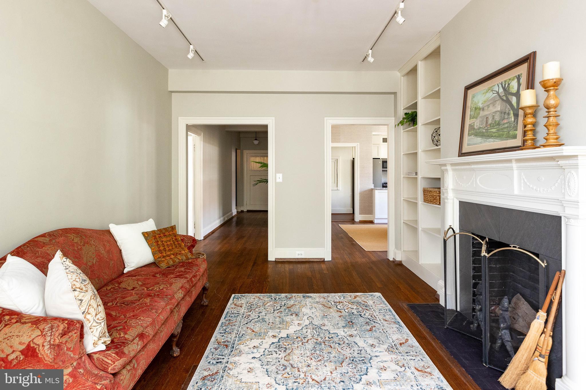 TUSCANY-CANTERBURY - Residential