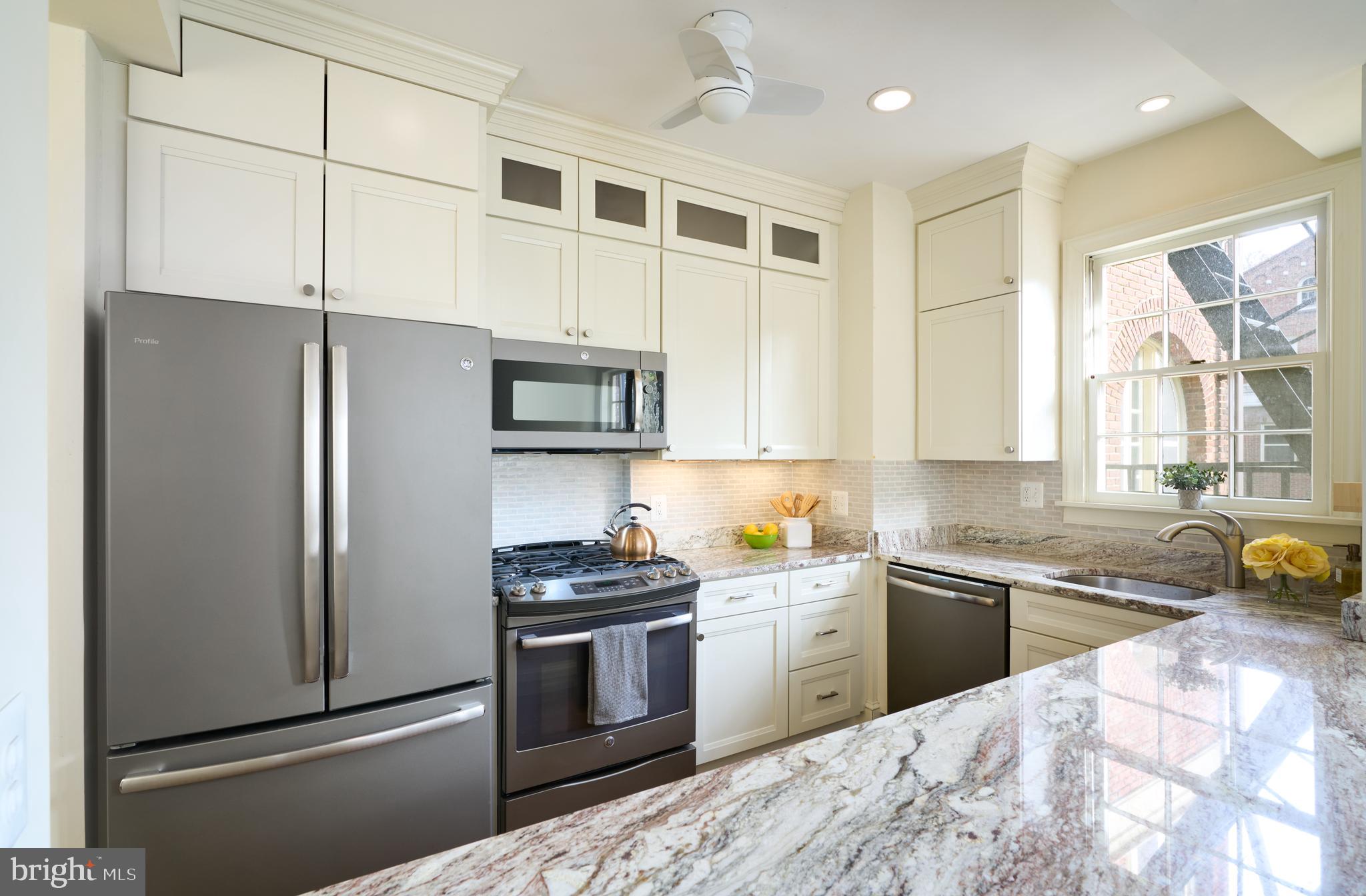 TUSCANY-CANTERBURY - Residential