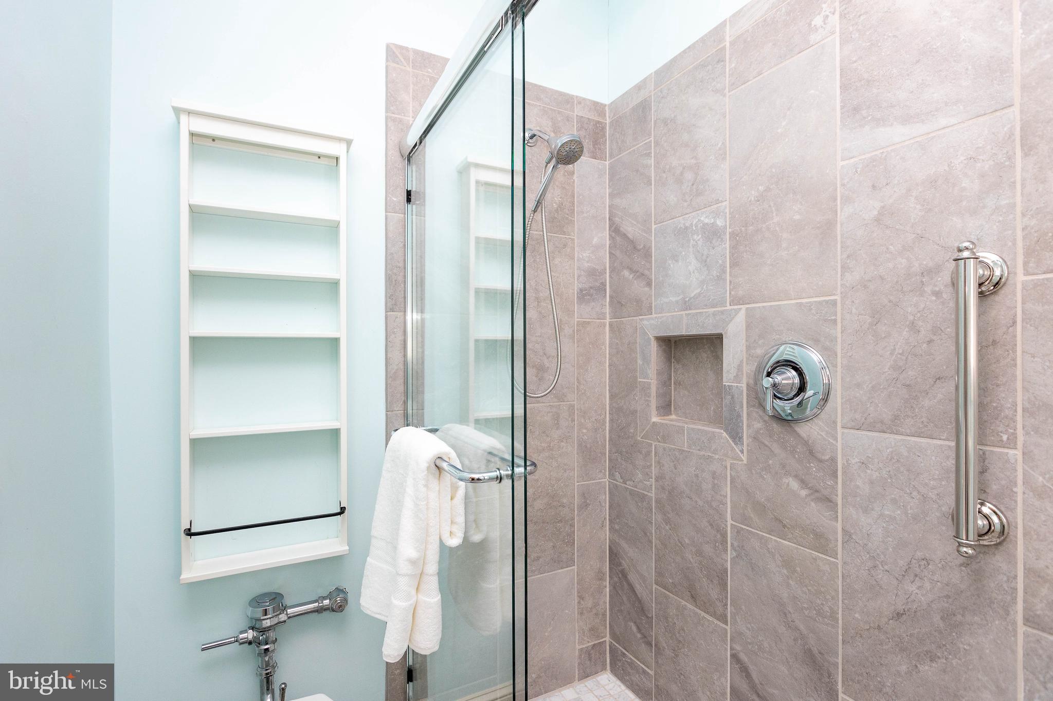 TUSCANY-CANTERBURY - Residential