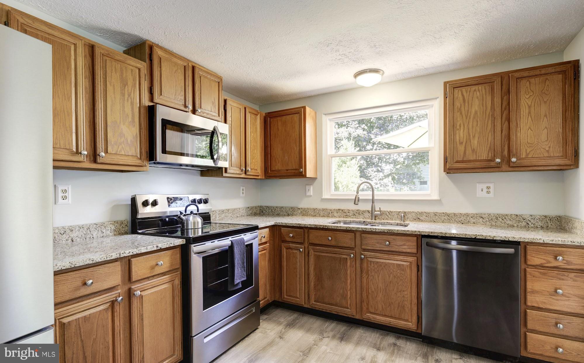 LAUREL VALLEY - Residential