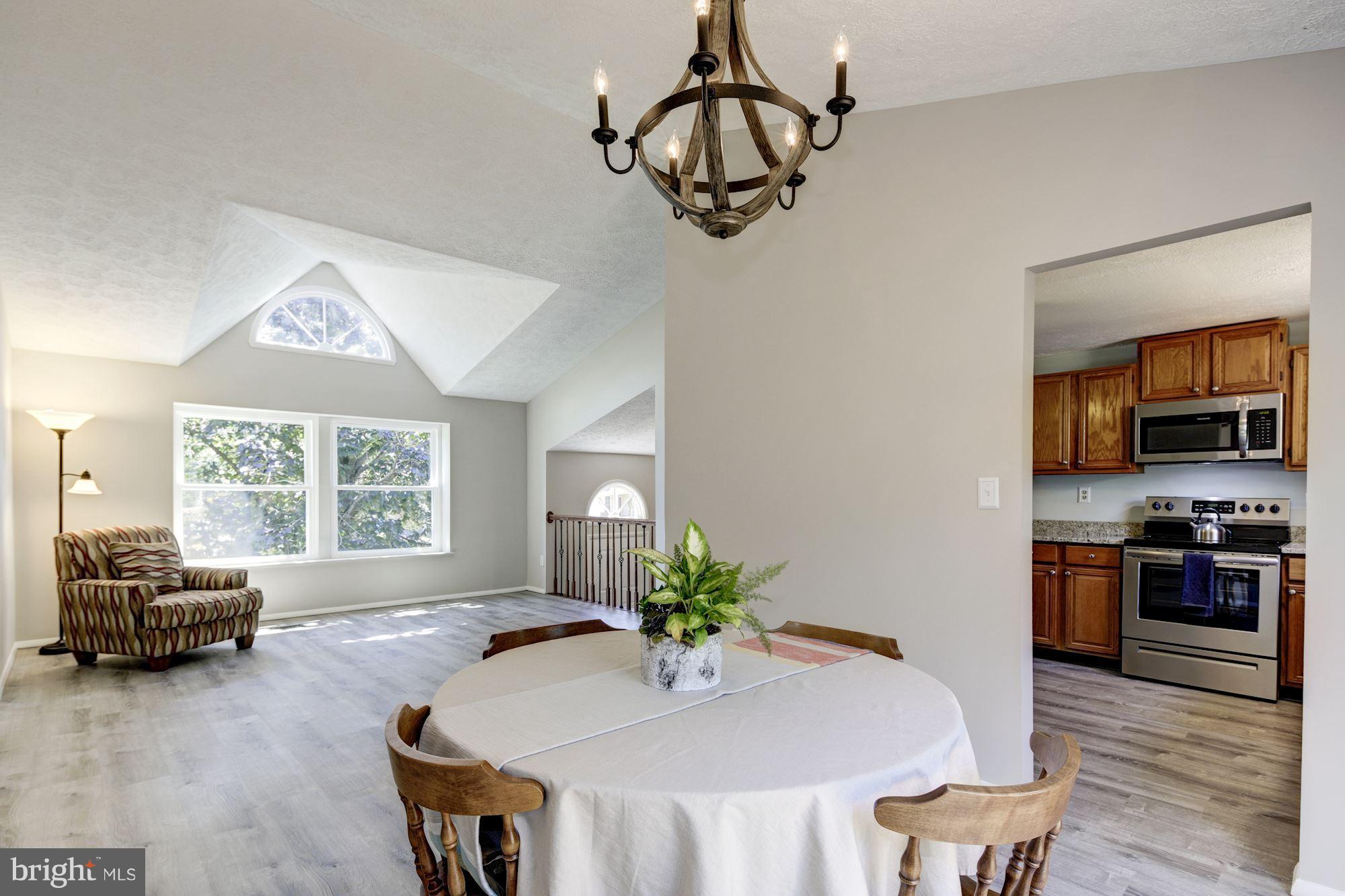 LAUREL VALLEY - Residential