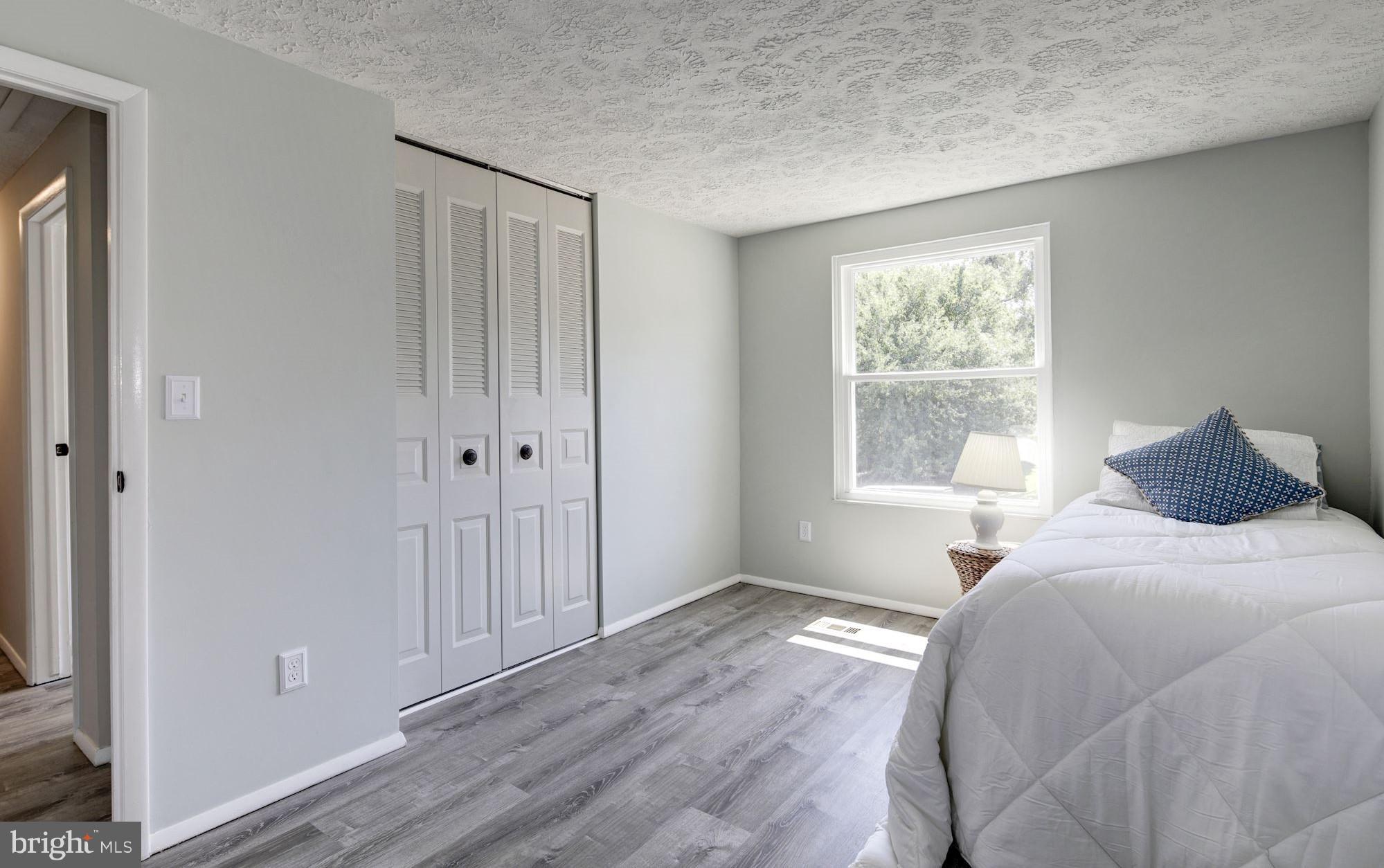 LAUREL VALLEY - Residential