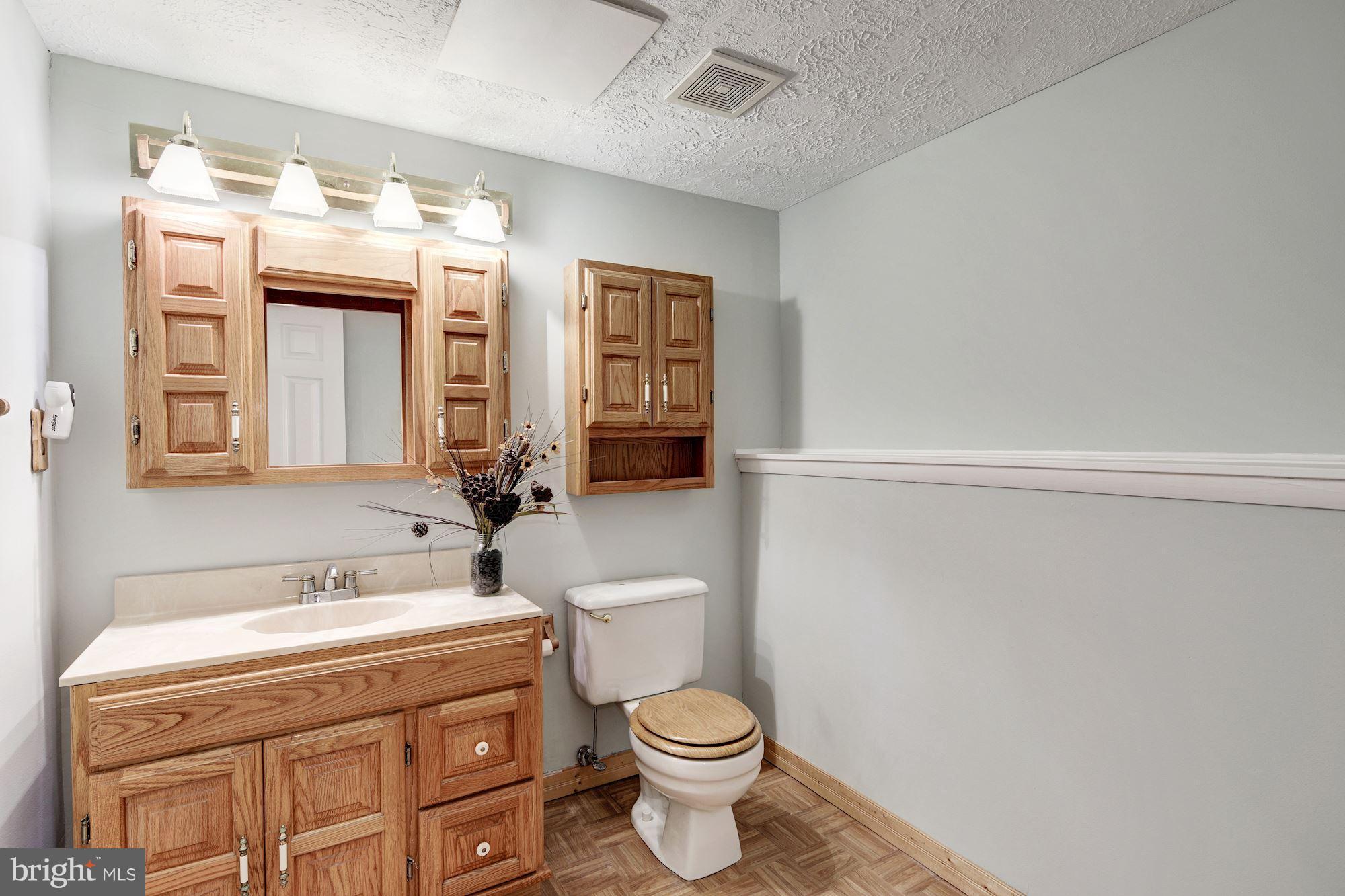 LAUREL VALLEY - Residential