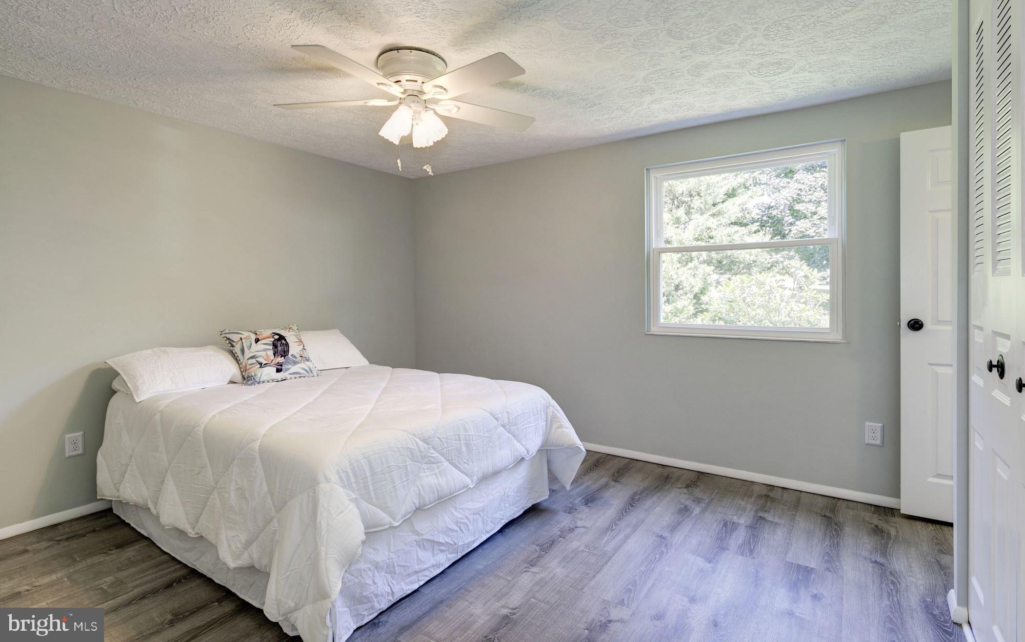 LAUREL VALLEY - Residential