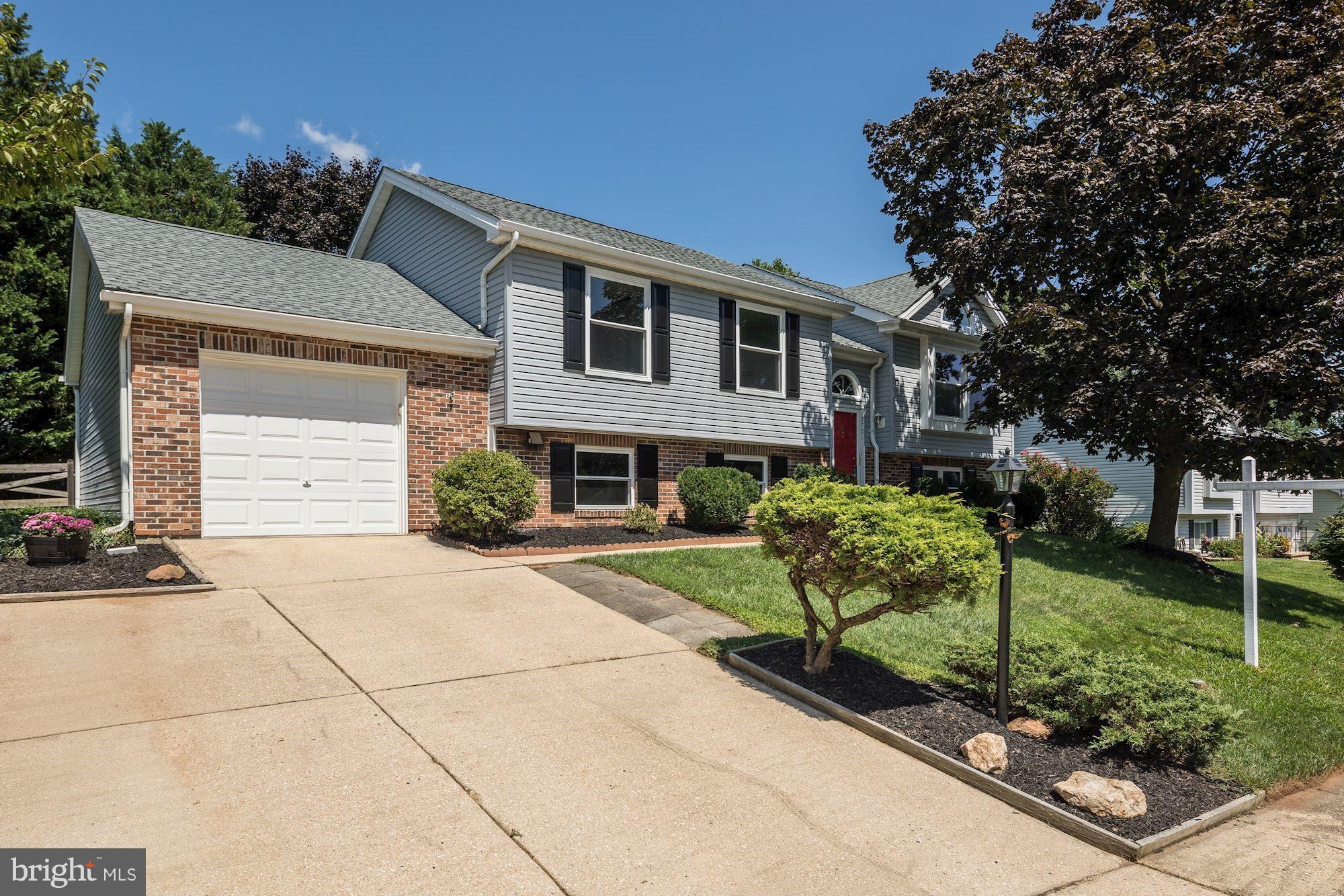 LAUREL VALLEY - Residential