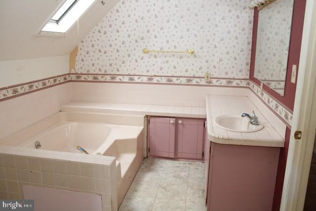 WASHINGTON TWP - Residential