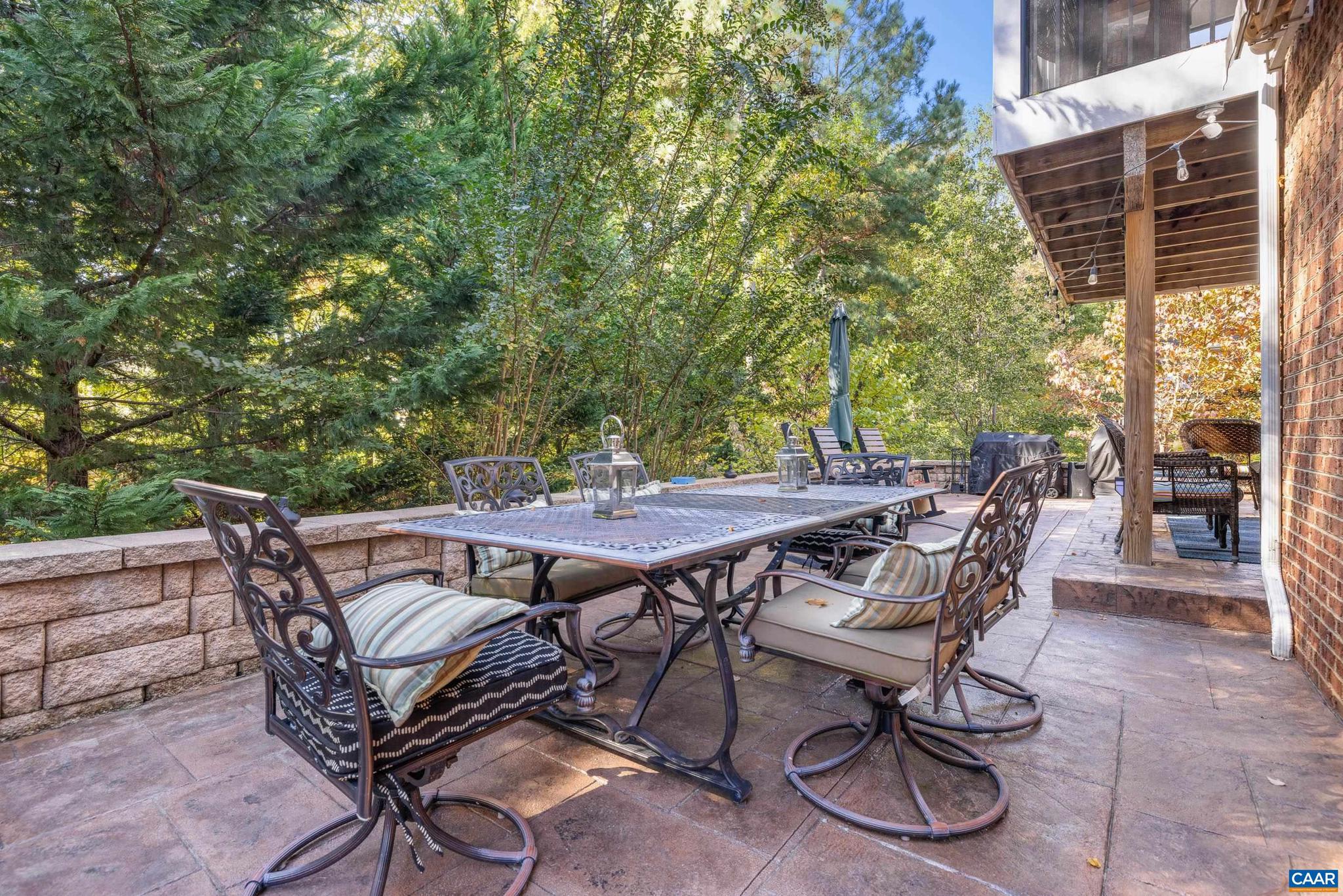 SPRING CREEK - Residential