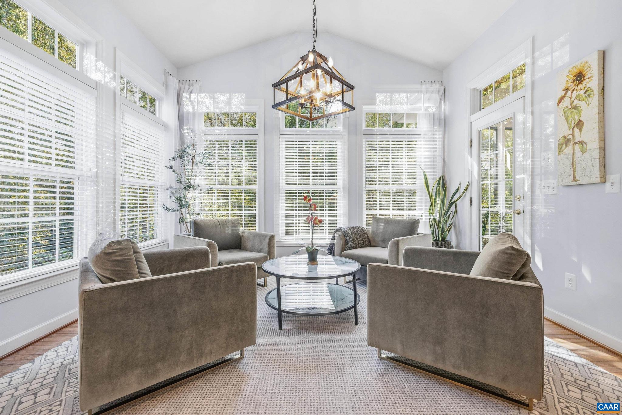 SPRING CREEK - Residential