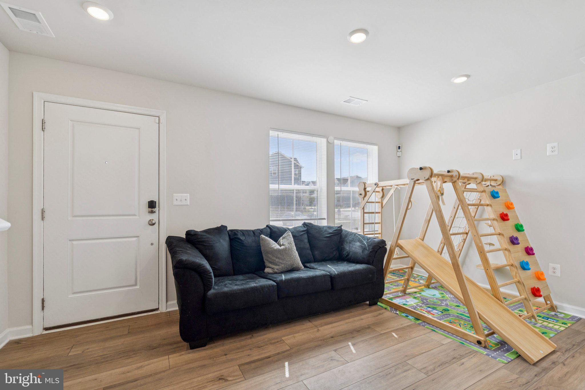 SHENANDOAH SPRINGS - Residential Lease