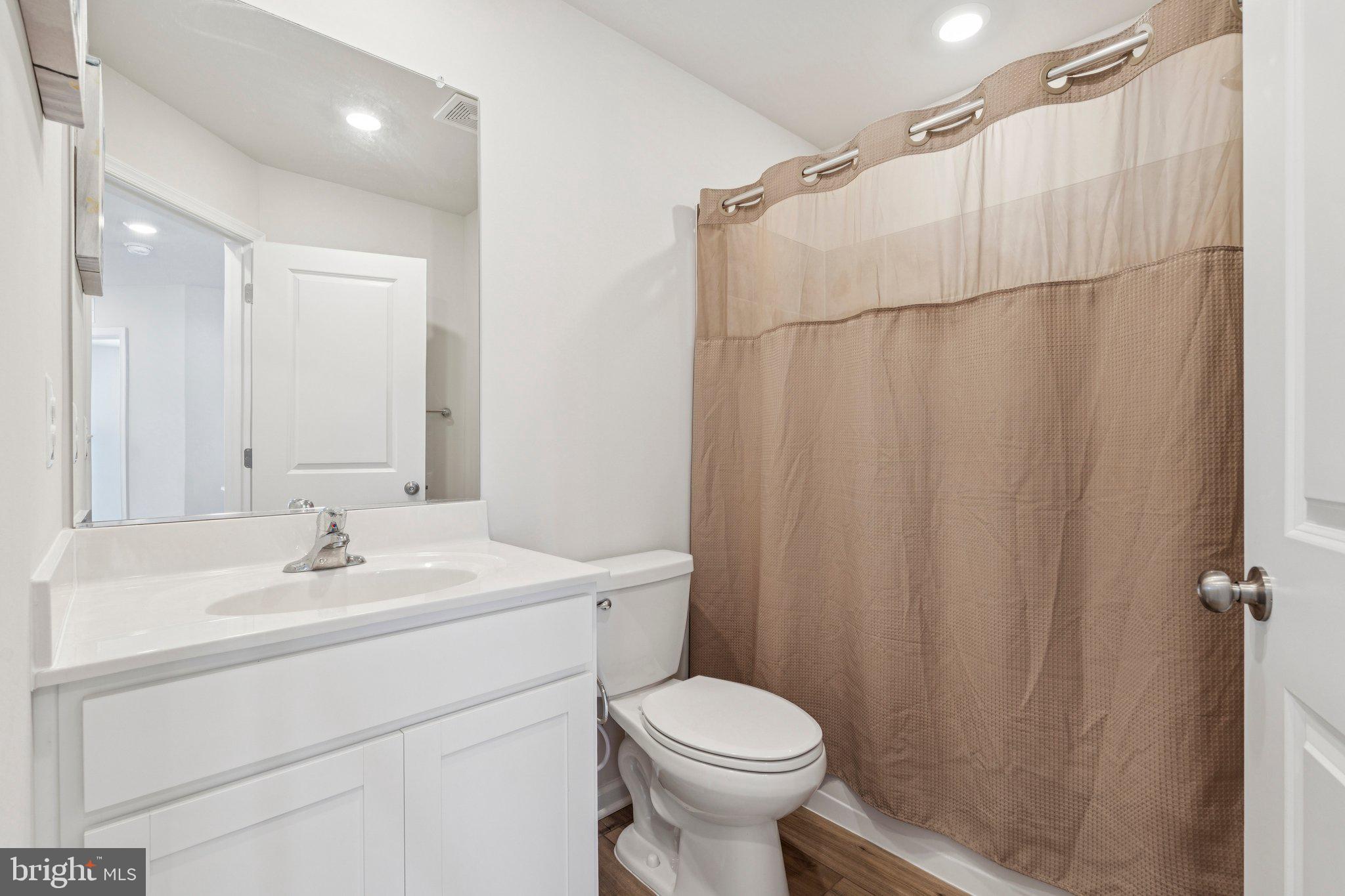 SHENANDOAH SPRINGS - Residential Lease