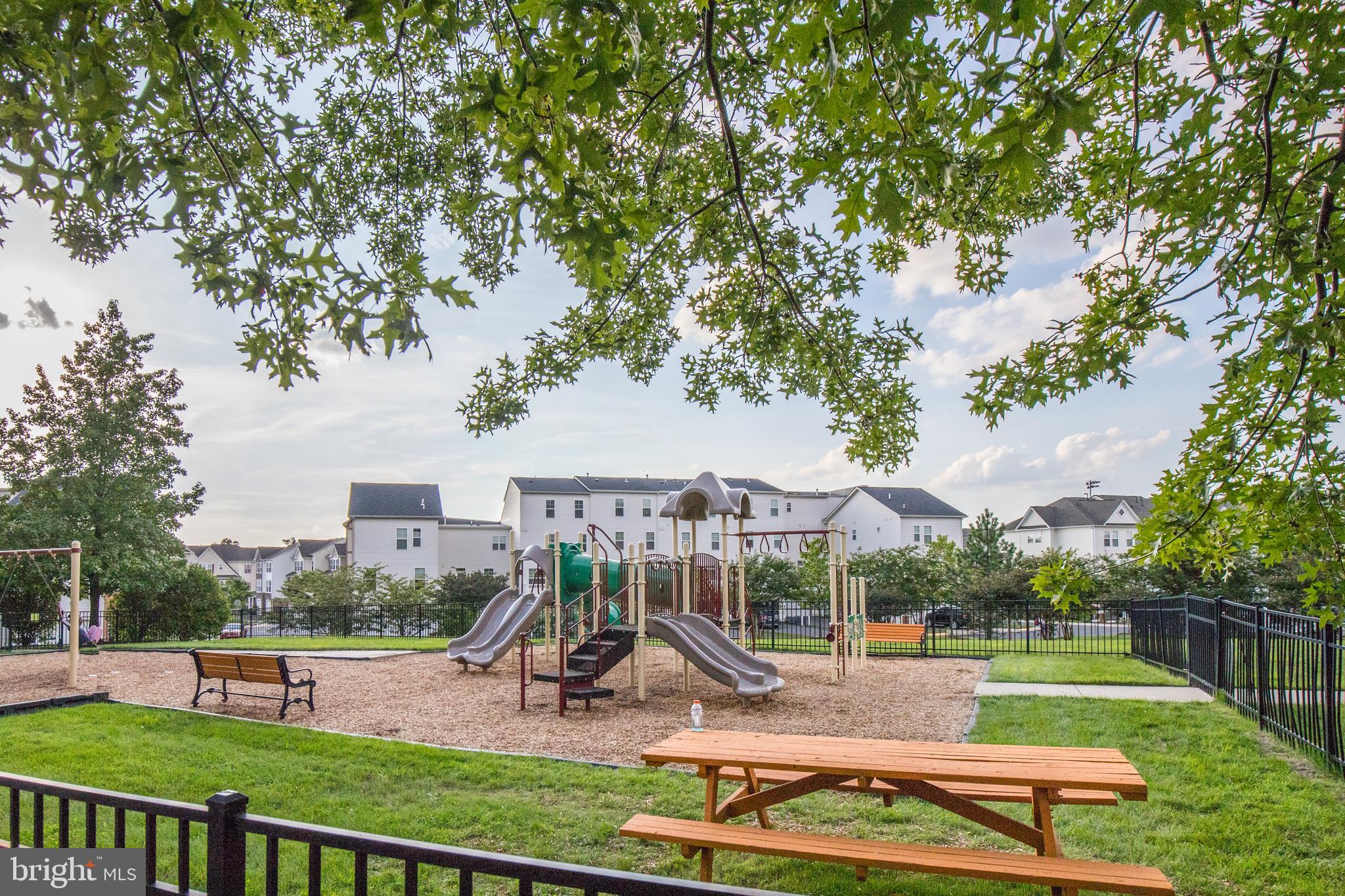 BRAMBLETON - Residential