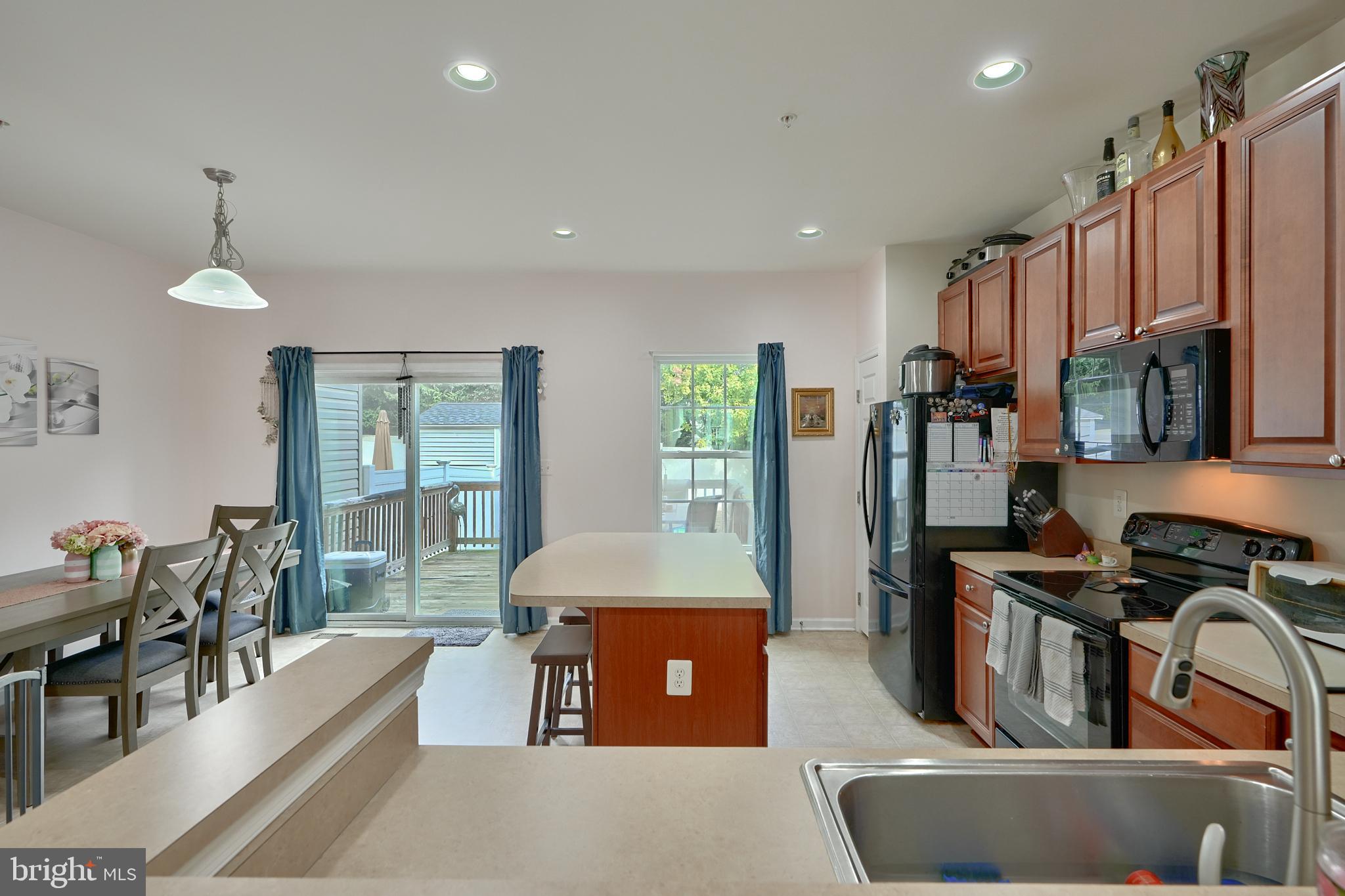 MAGNOLIA LANDING - Residential