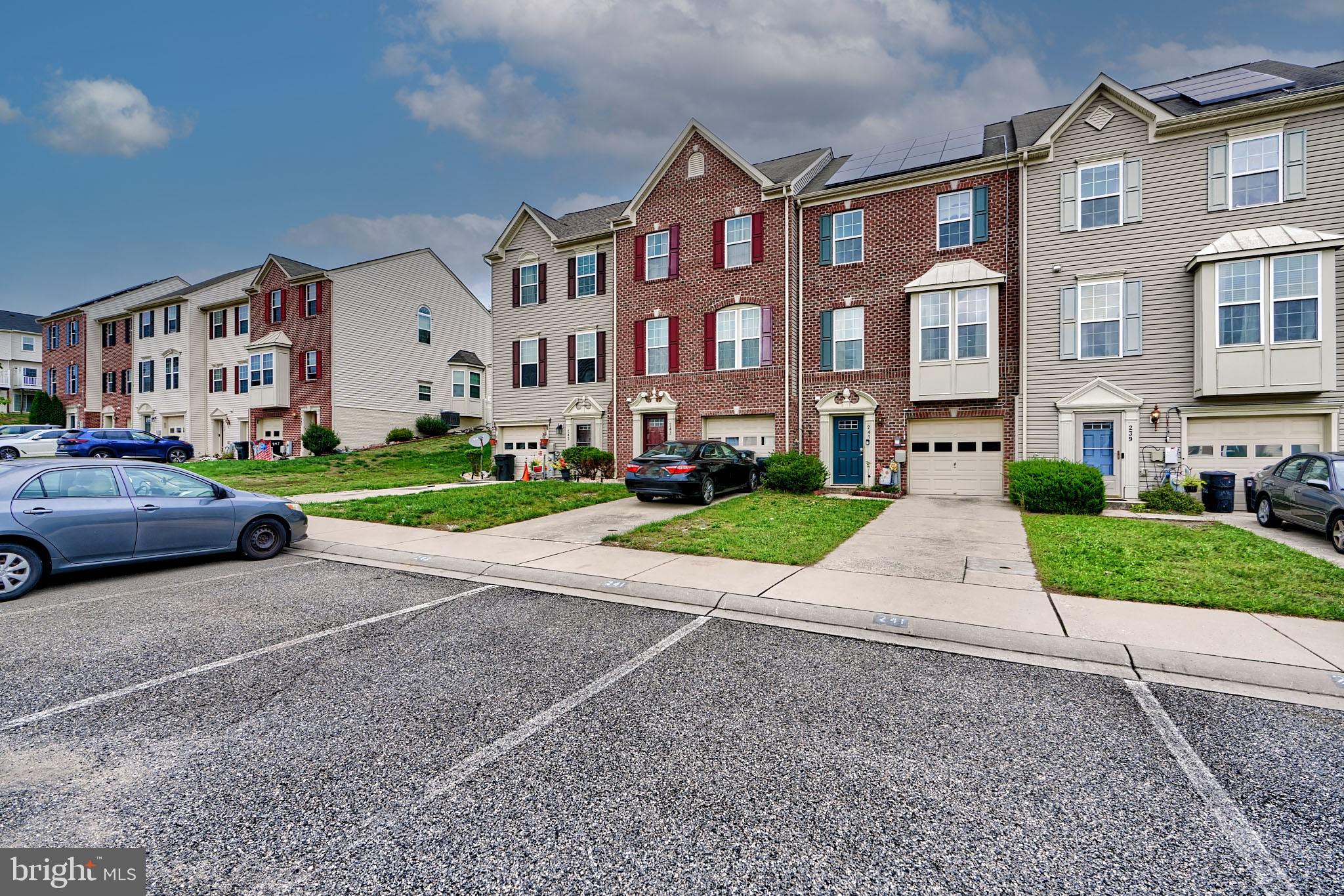 MAGNOLIA LANDING - Residential