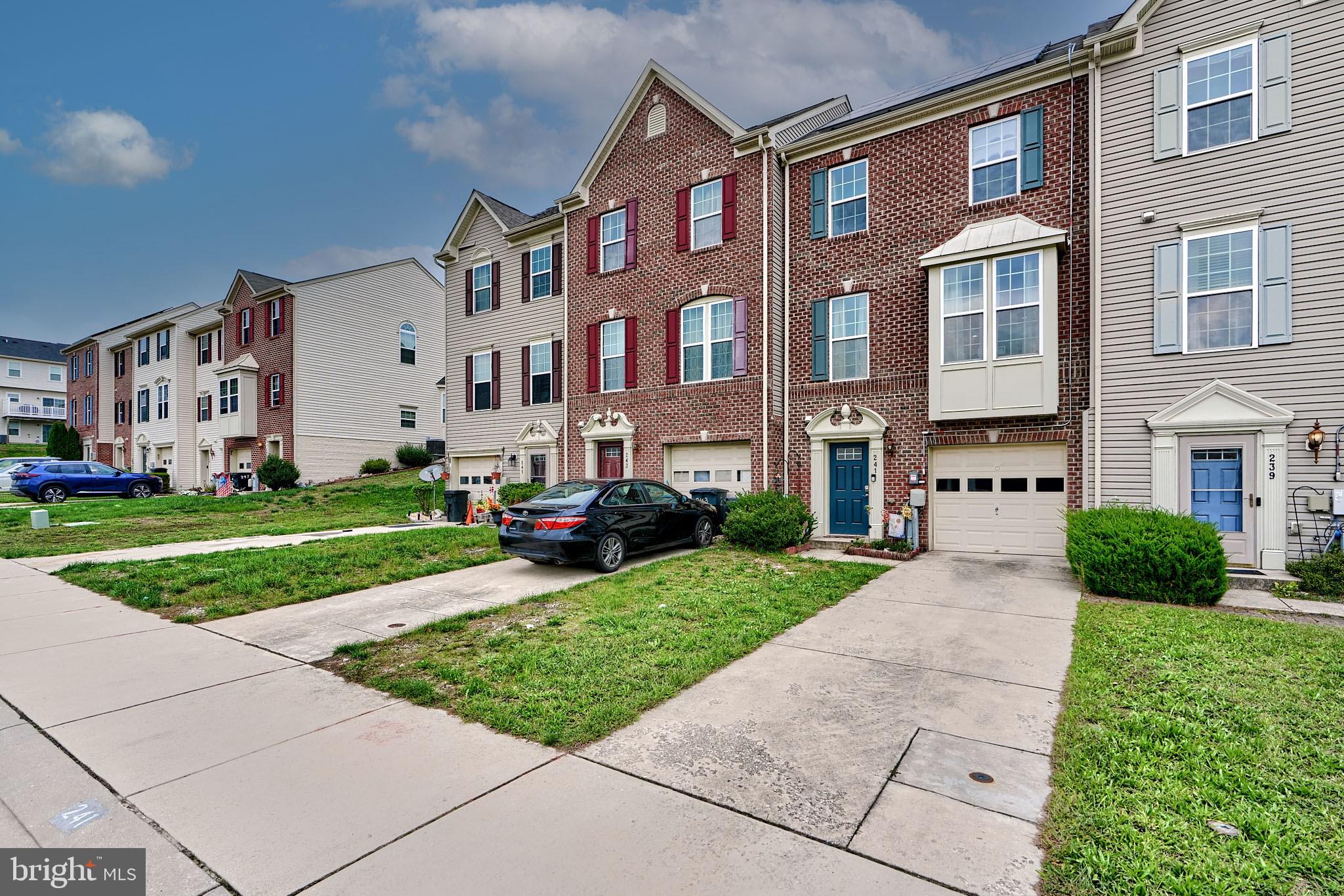 MAGNOLIA LANDING - Residential