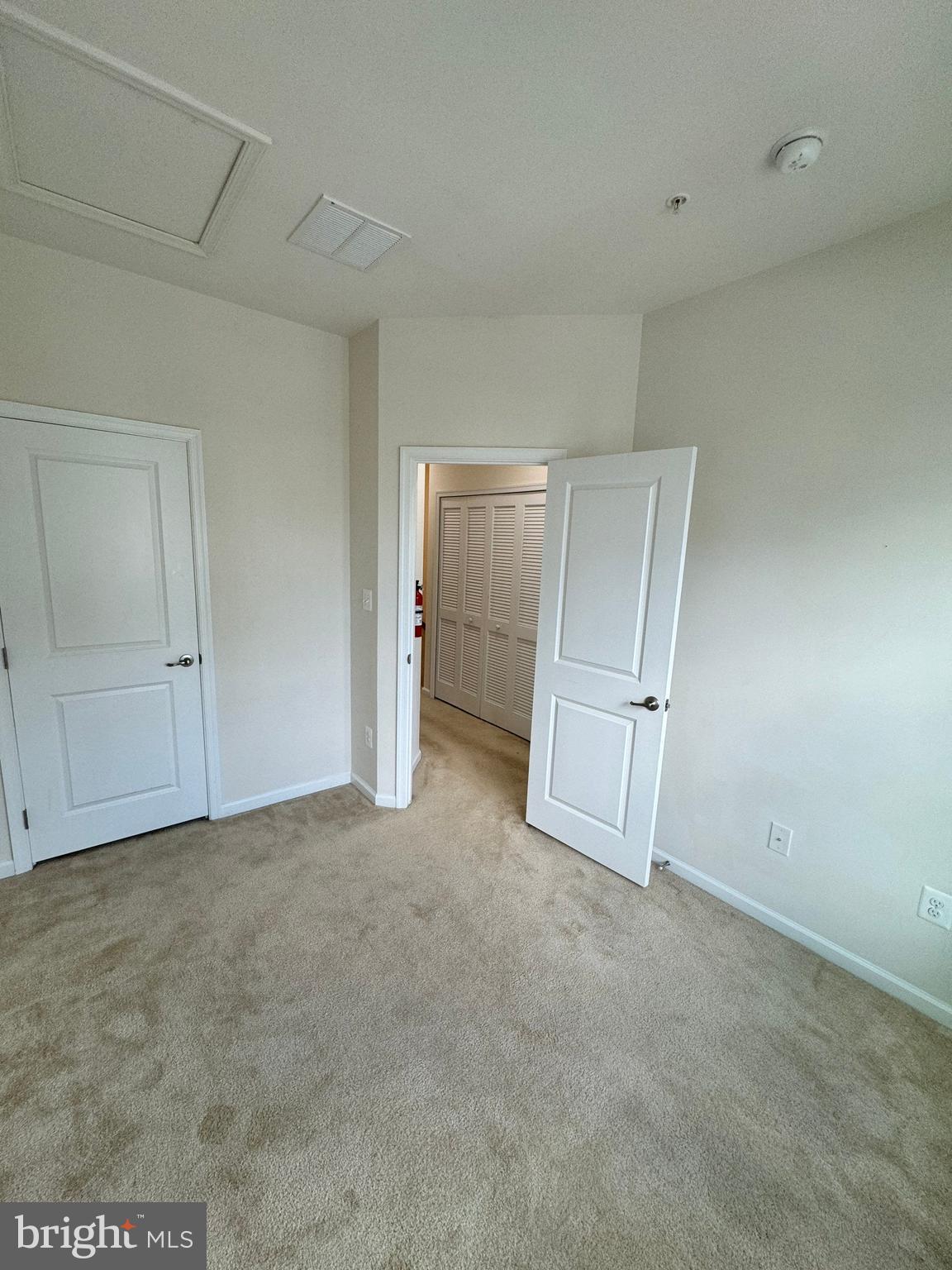 WYNDHOLME WOODS - Residential Lease