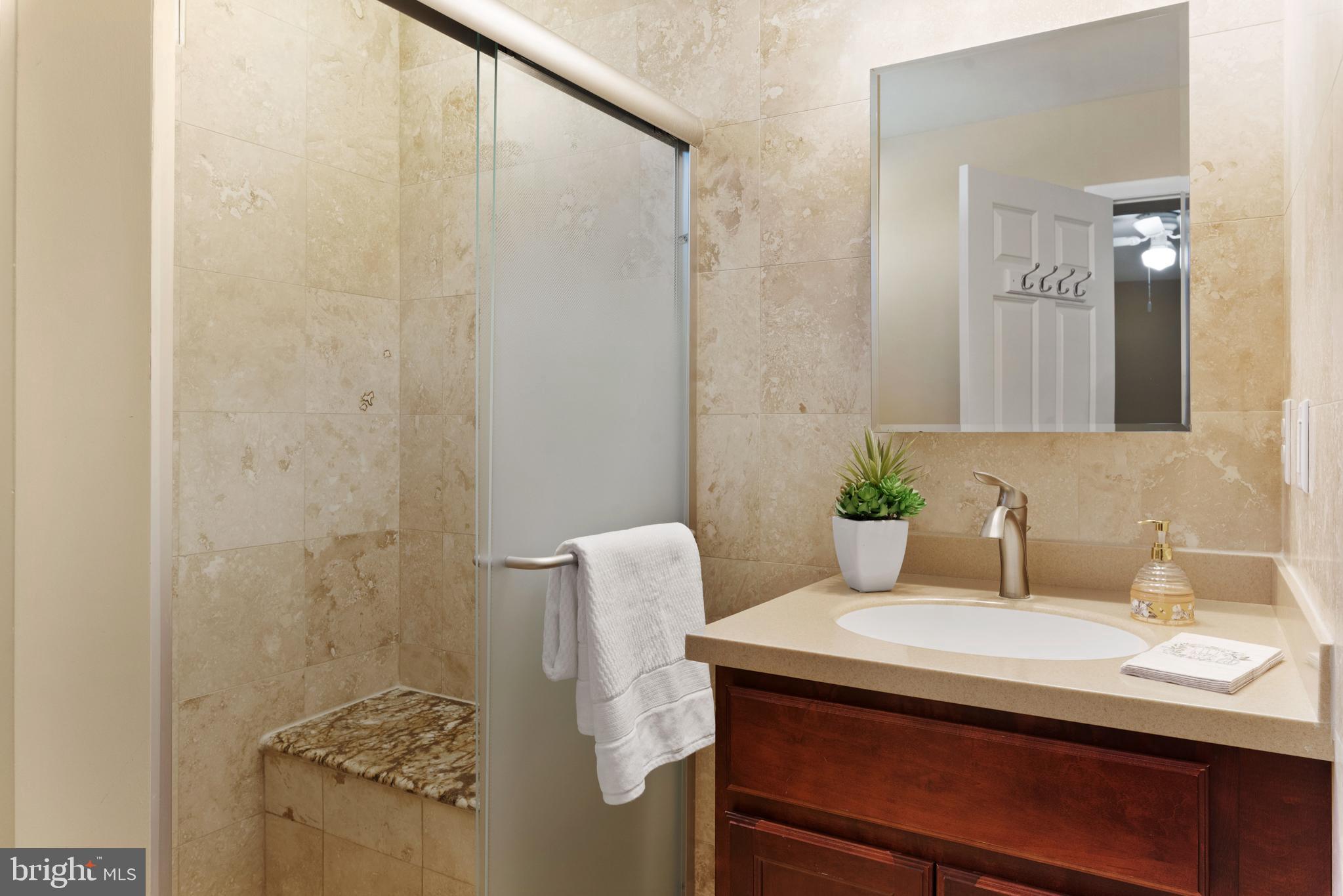 HOMEWOOD - Residential