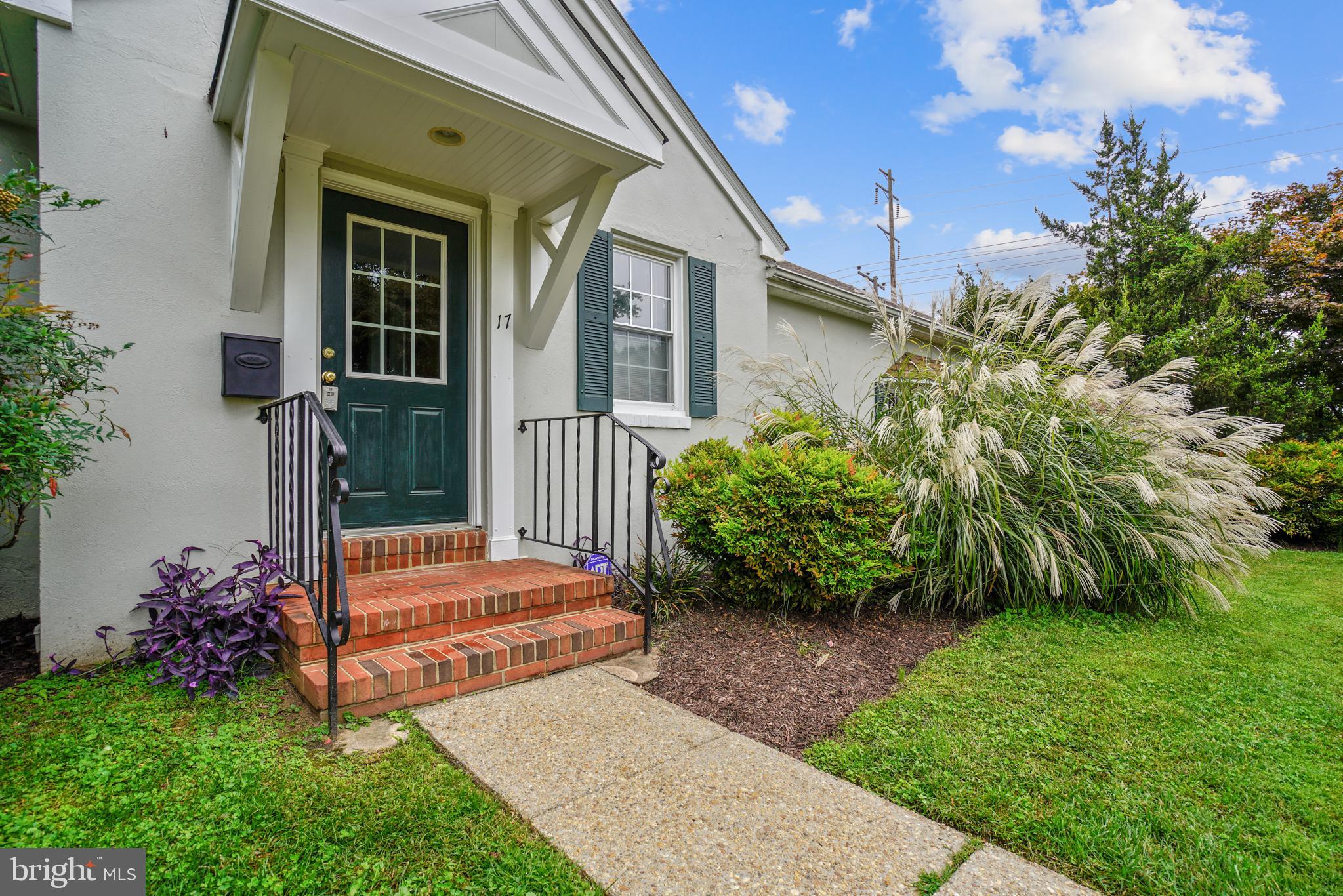 HOMEWOOD - Residential