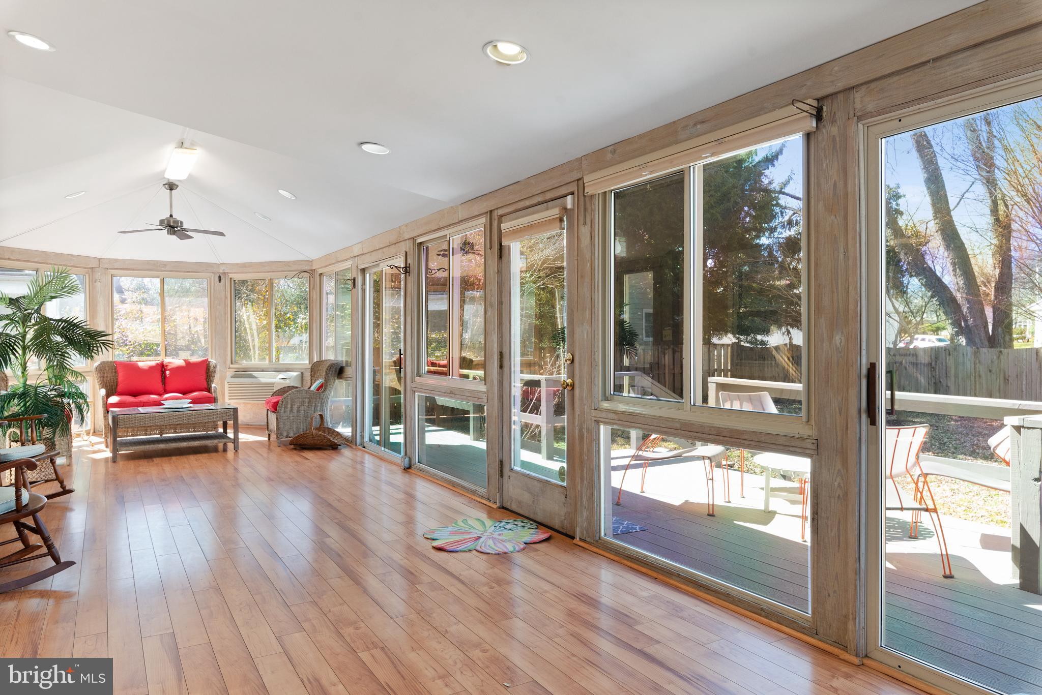 HOMEWOOD - Residential