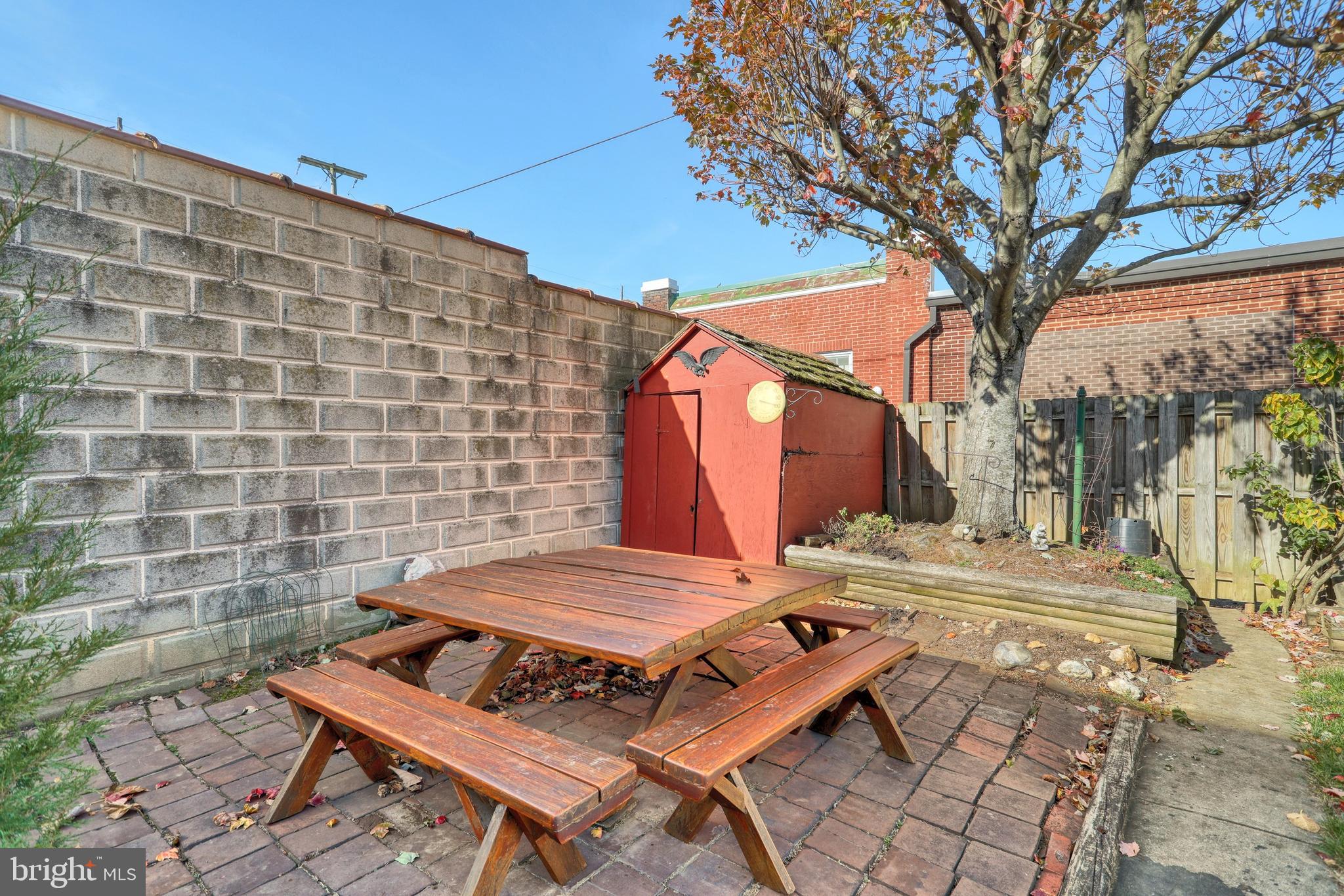 SPRING GARDEN - Residential