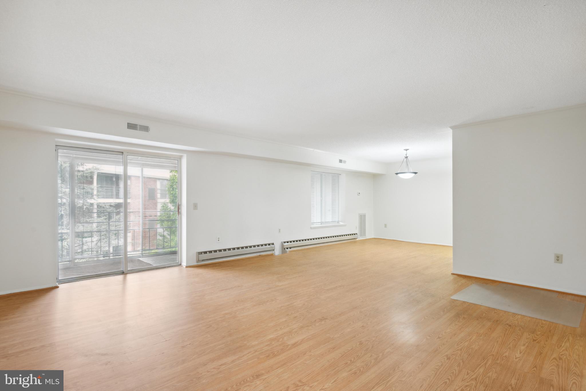 LEISURE WORLD - Residential