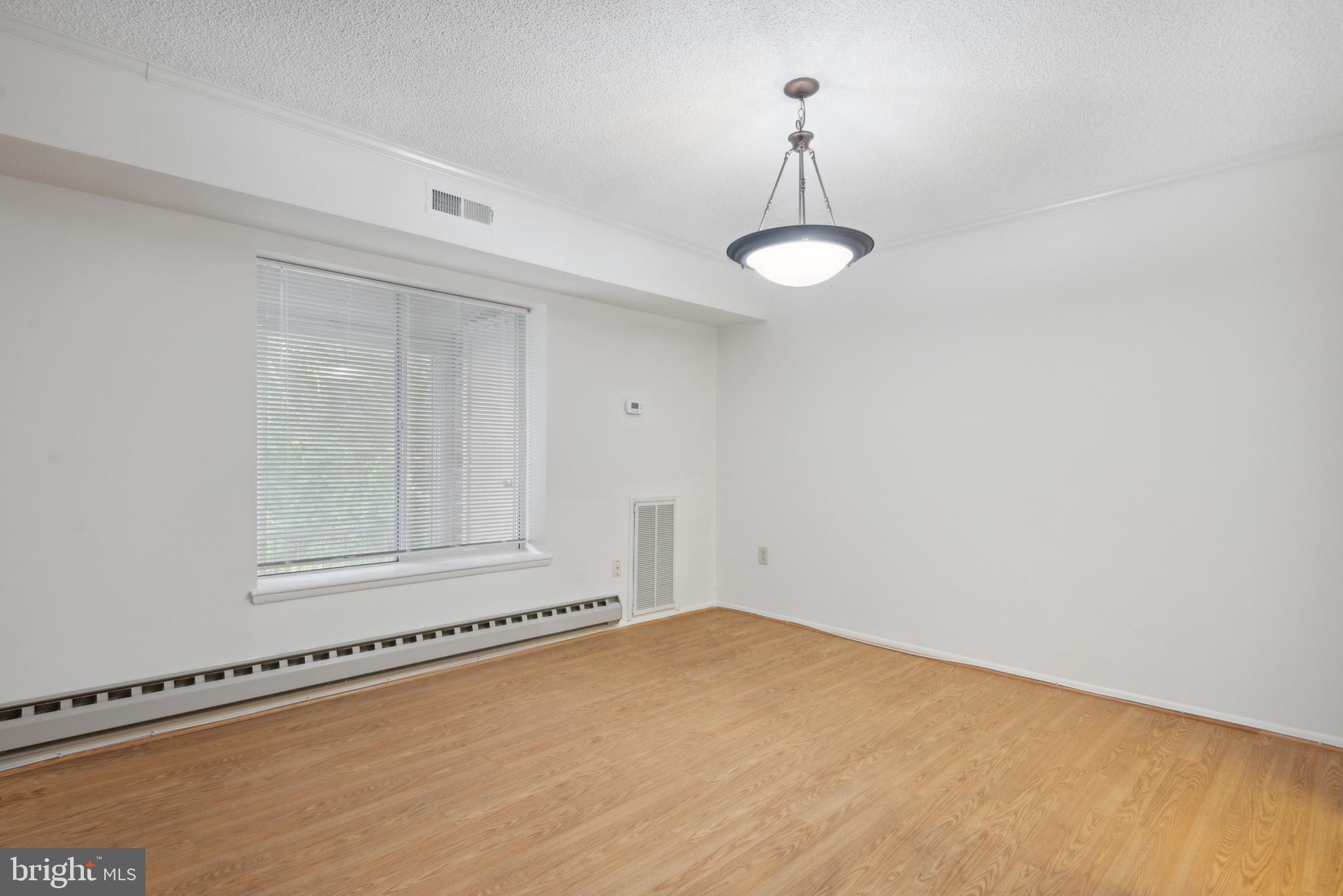 LEISURE WORLD - Residential