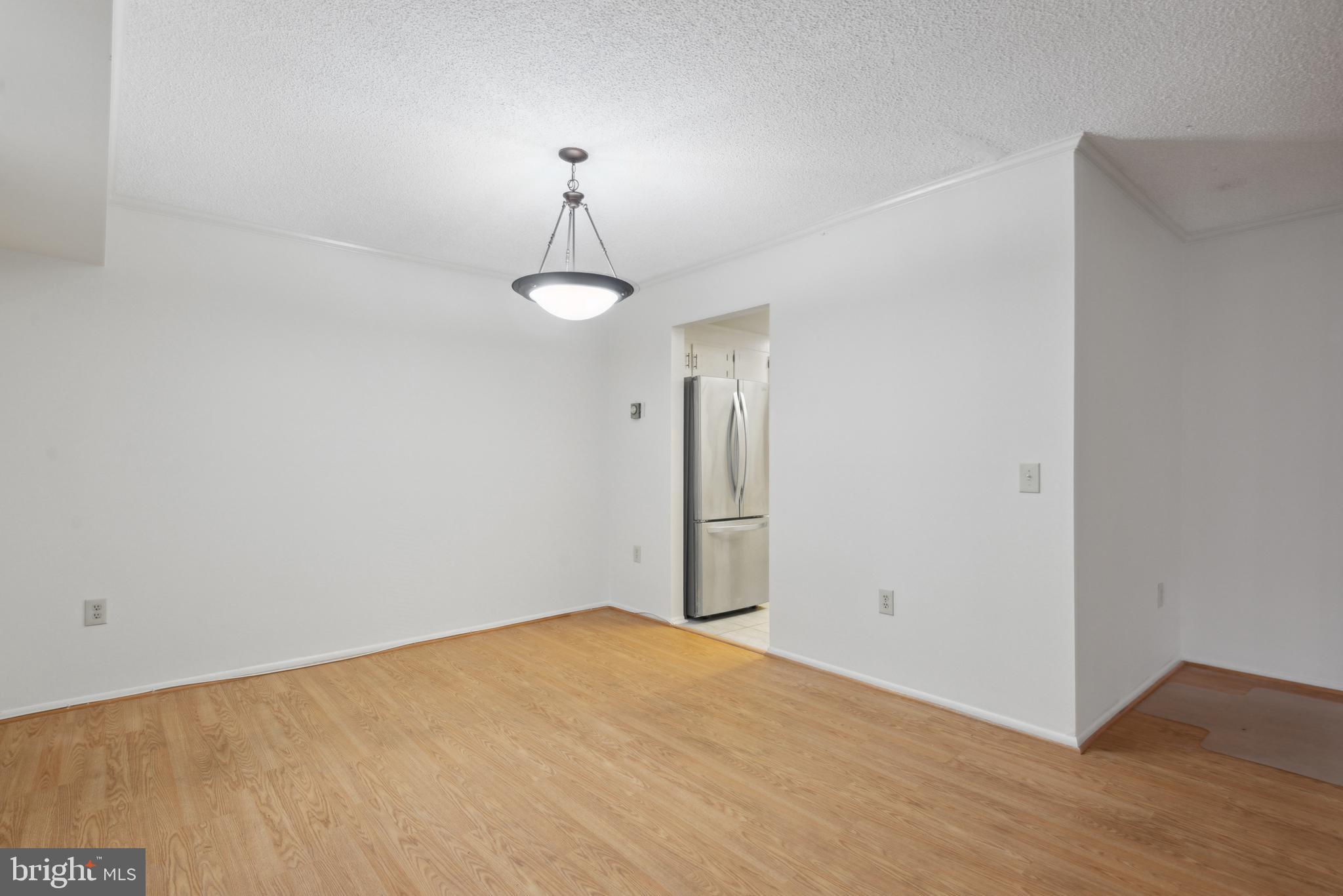 LEISURE WORLD - Residential