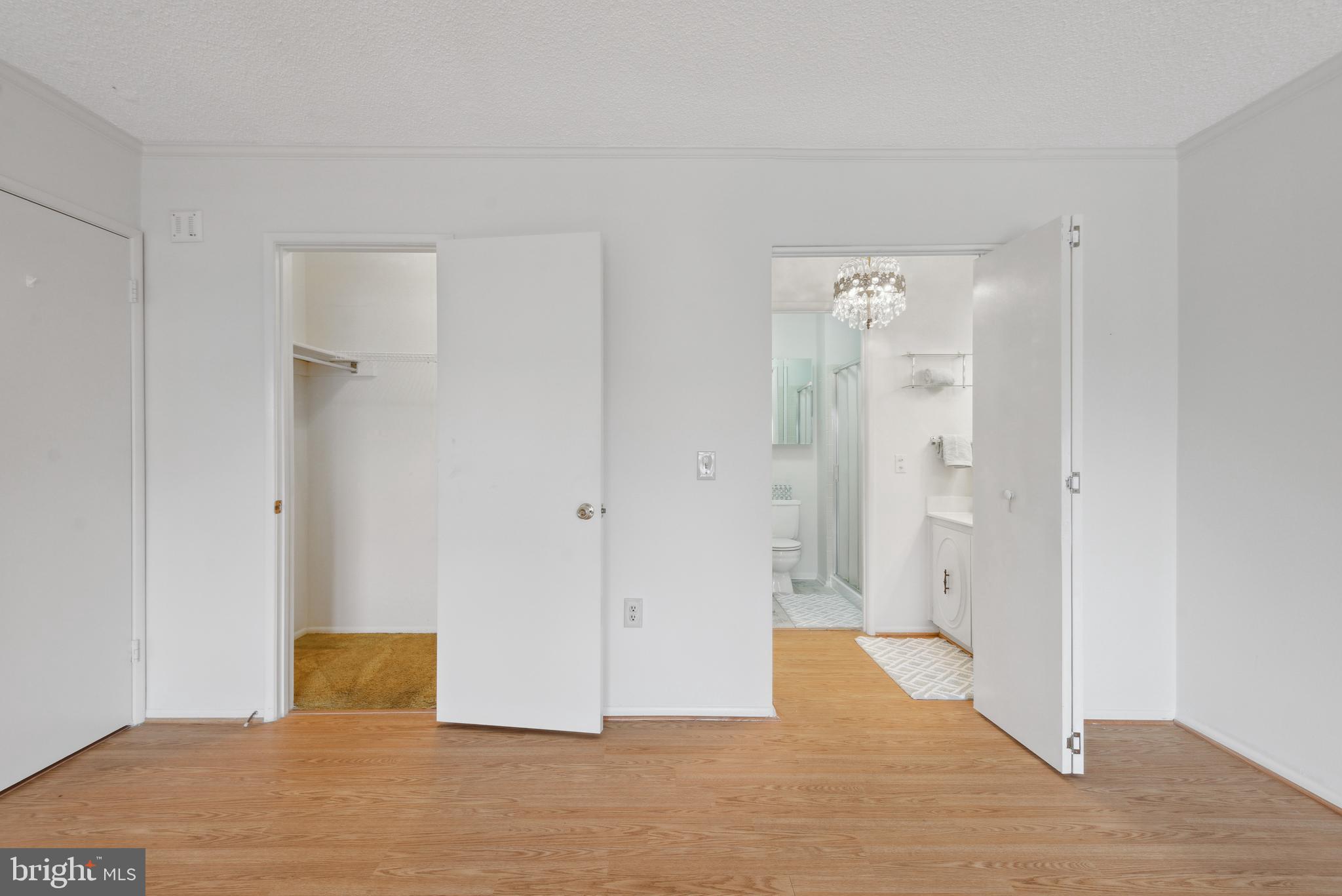 LEISURE WORLD - Residential