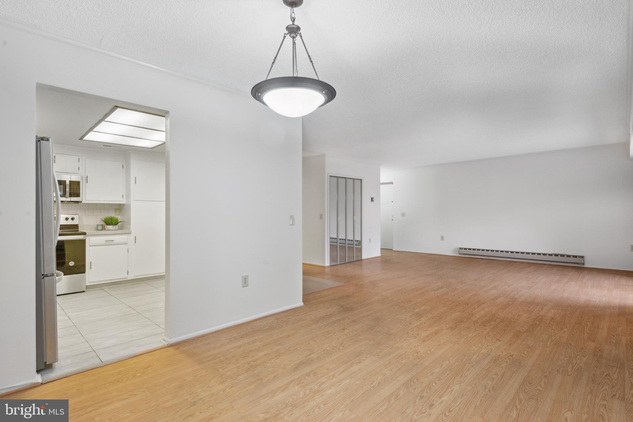 LEISURE WORLD - Residential