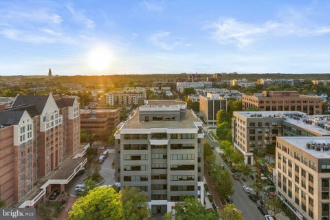 Photo of 801 N Pitt Street #1209, ALEXANDRIA, VA 22314 (MLS # VAAX2066206)